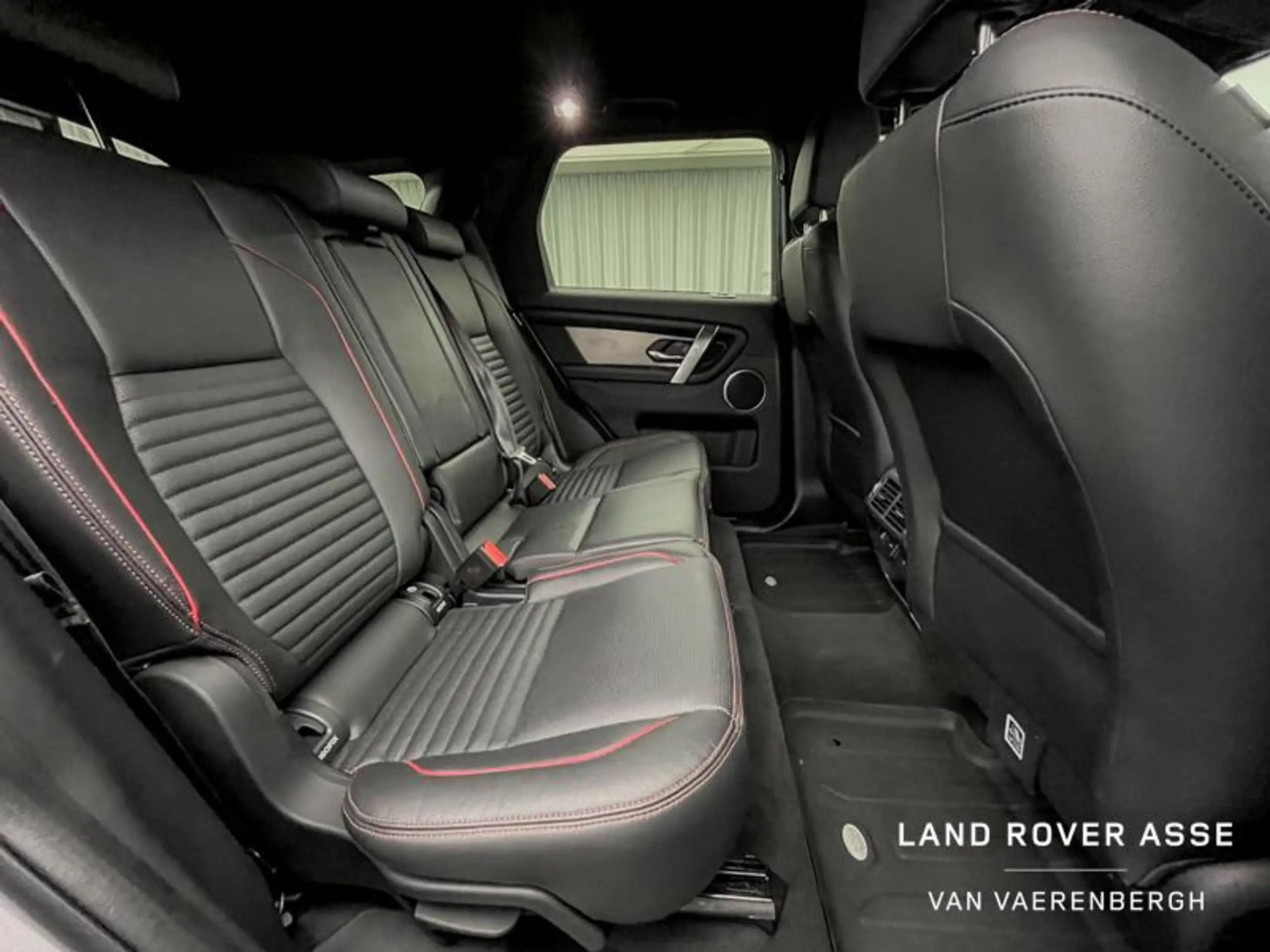 Land Rover - Discovery Sport