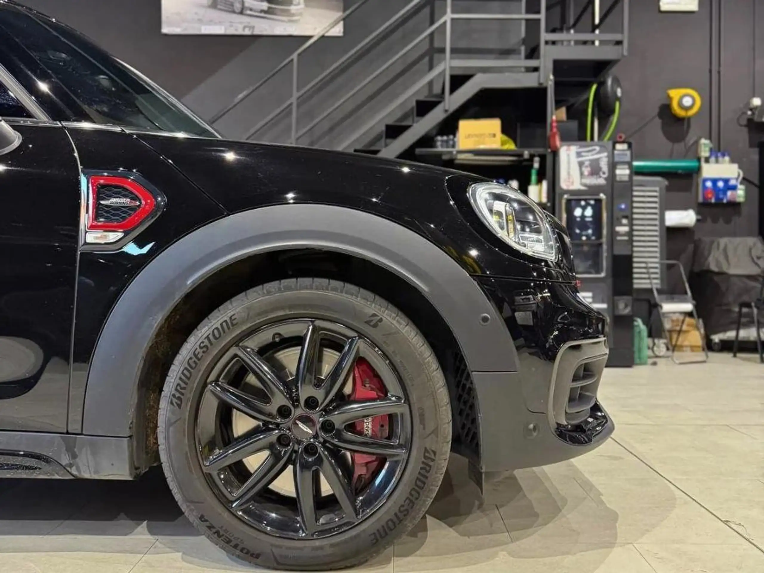 MINI - John Cooper Works Countryman