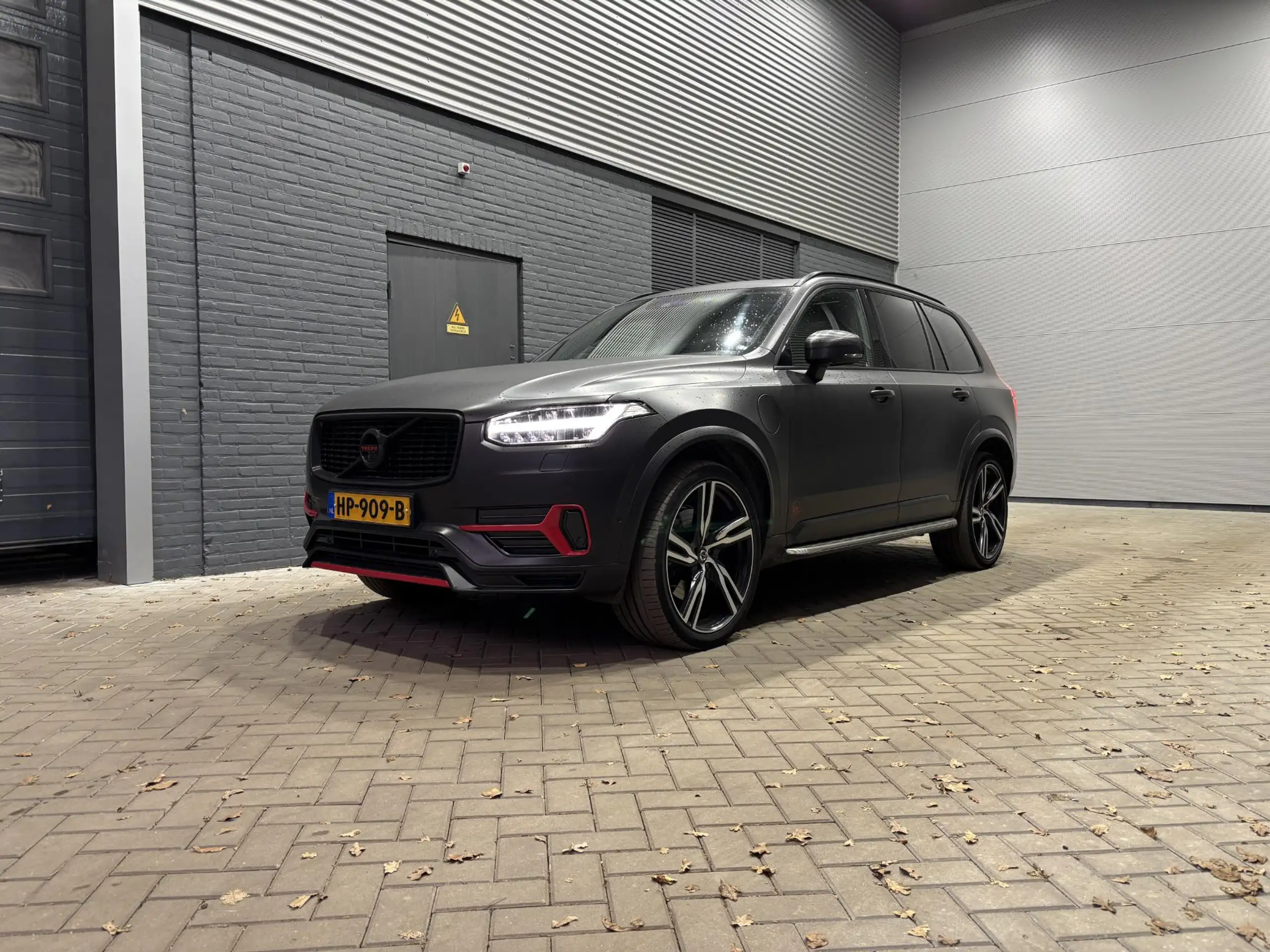 Volvo - XC90