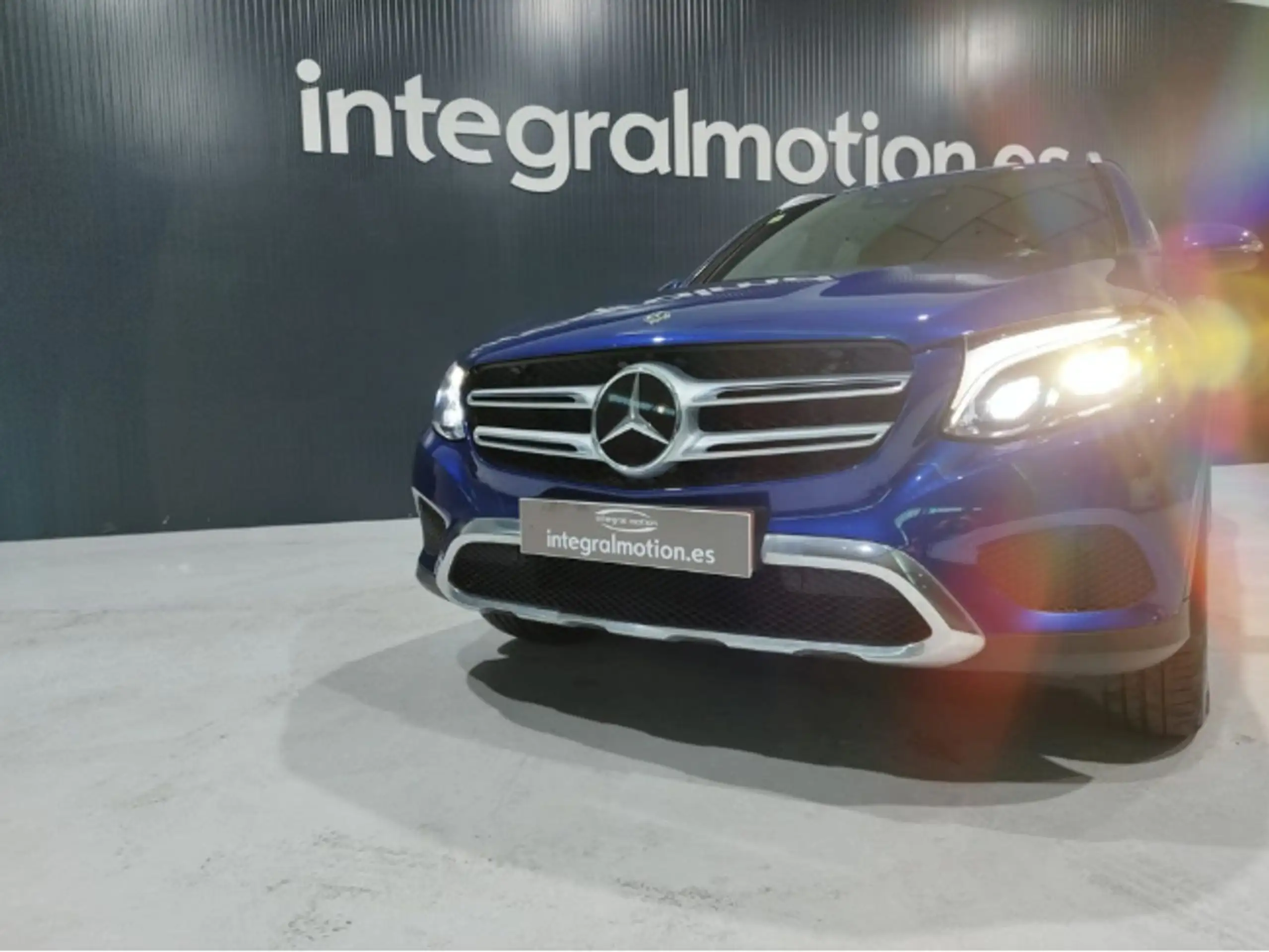 Mercedes-Benz - GLC 220