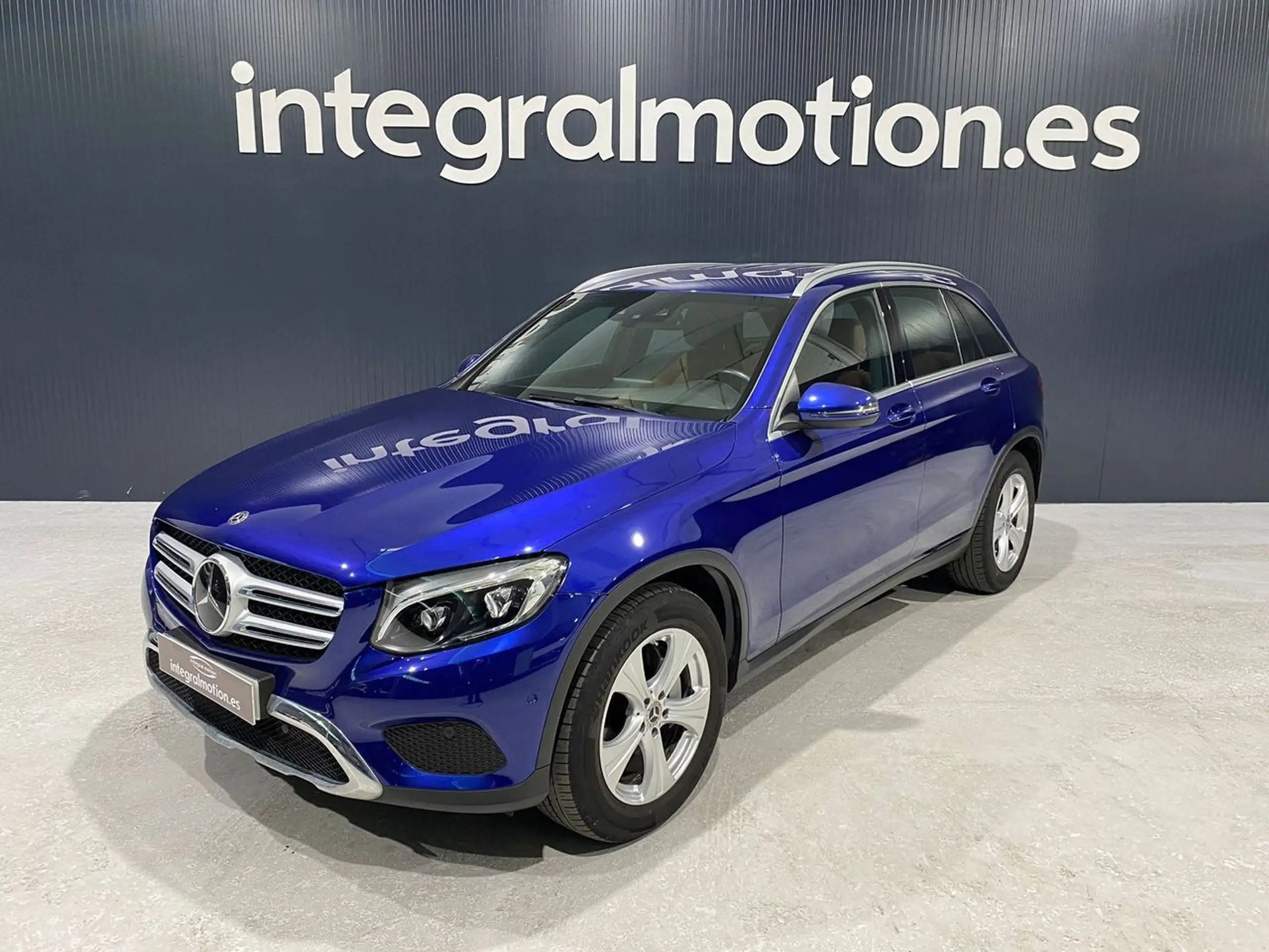 Mercedes-Benz - GLC 220