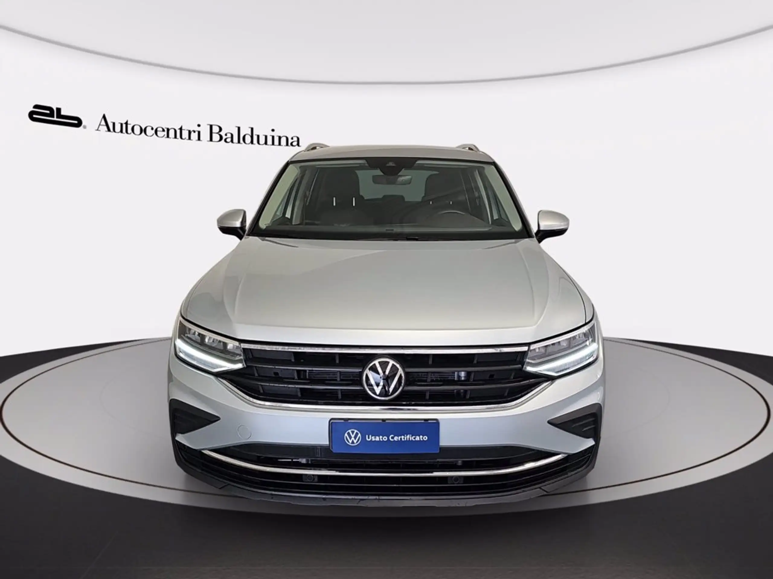 Volkswagen - Tiguan