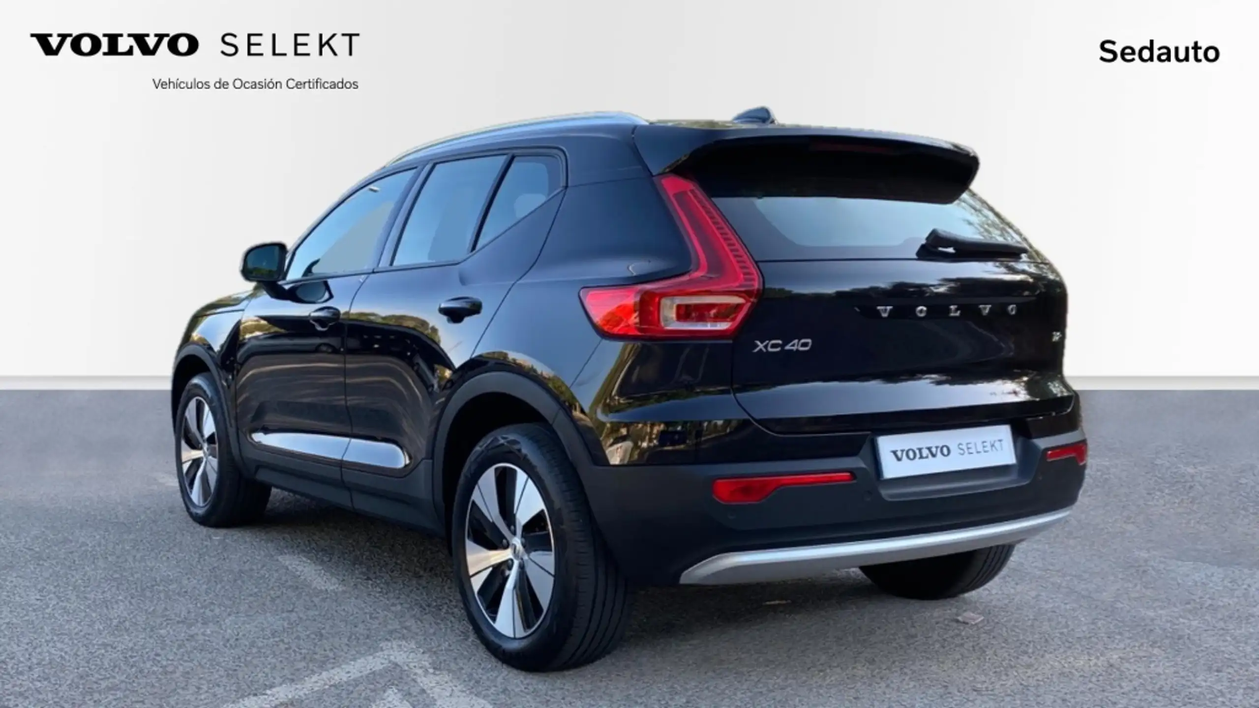 Volvo - XC40