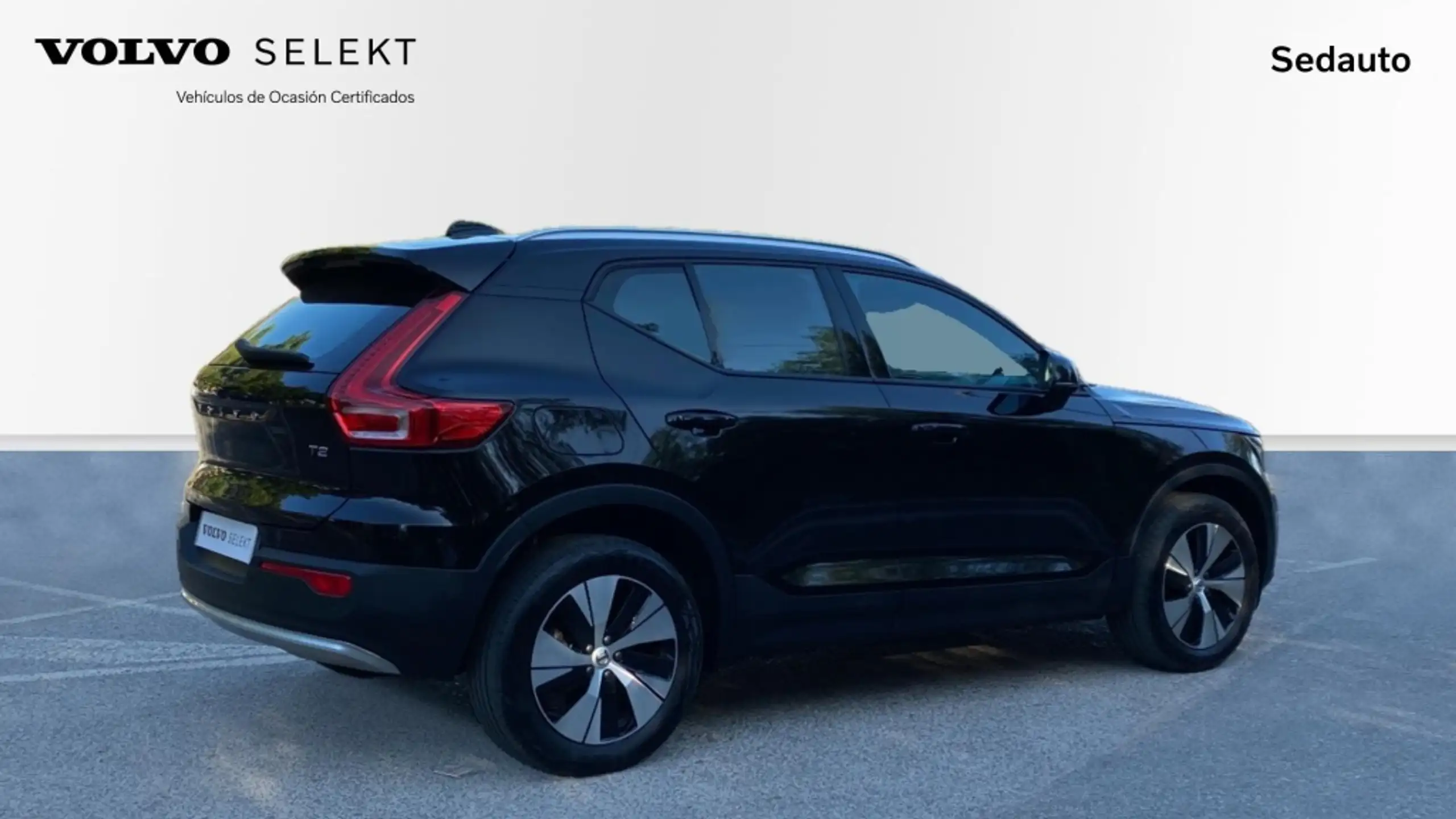 Volvo - XC40