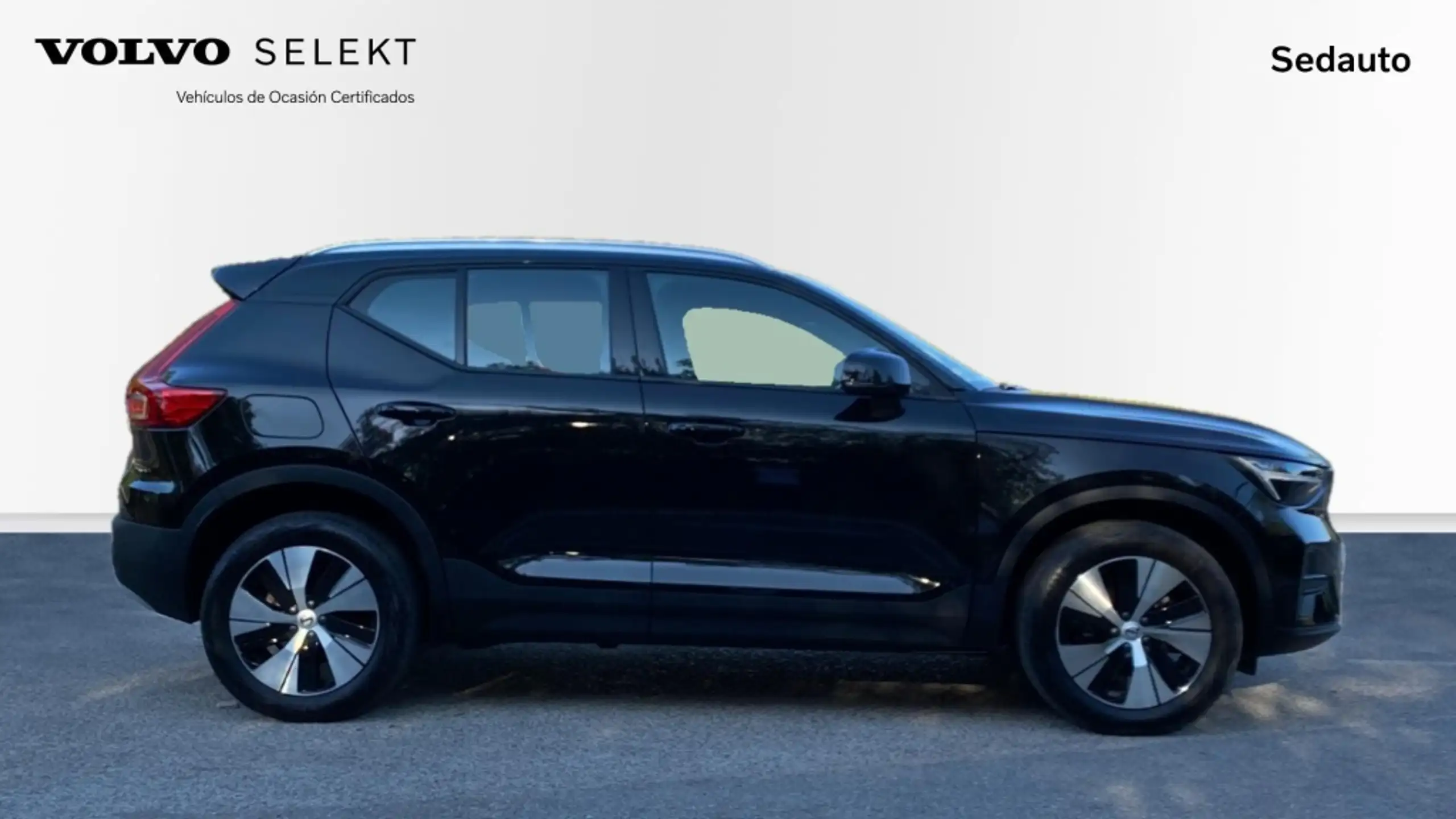 Volvo - XC40