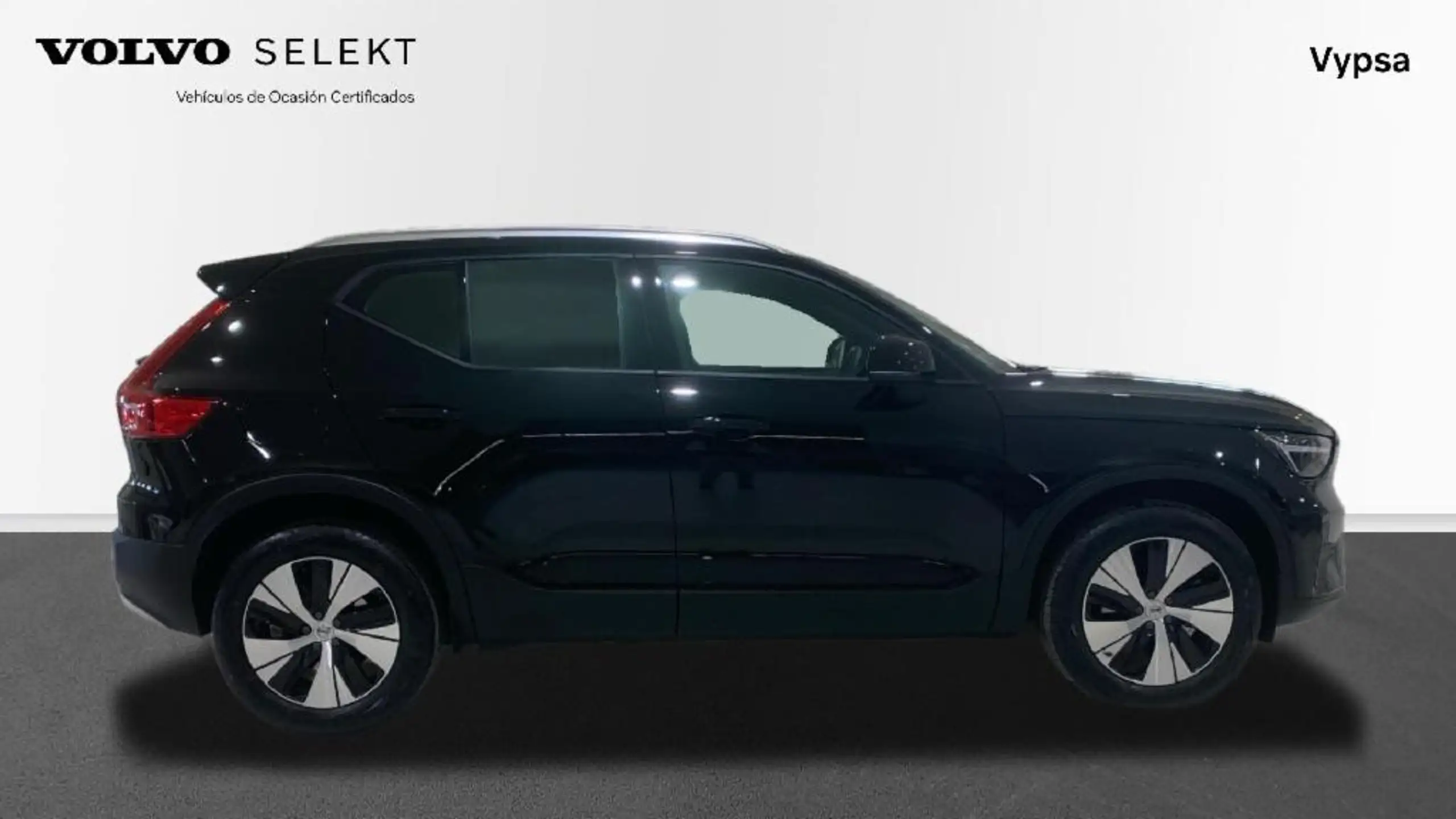 Volvo - XC40