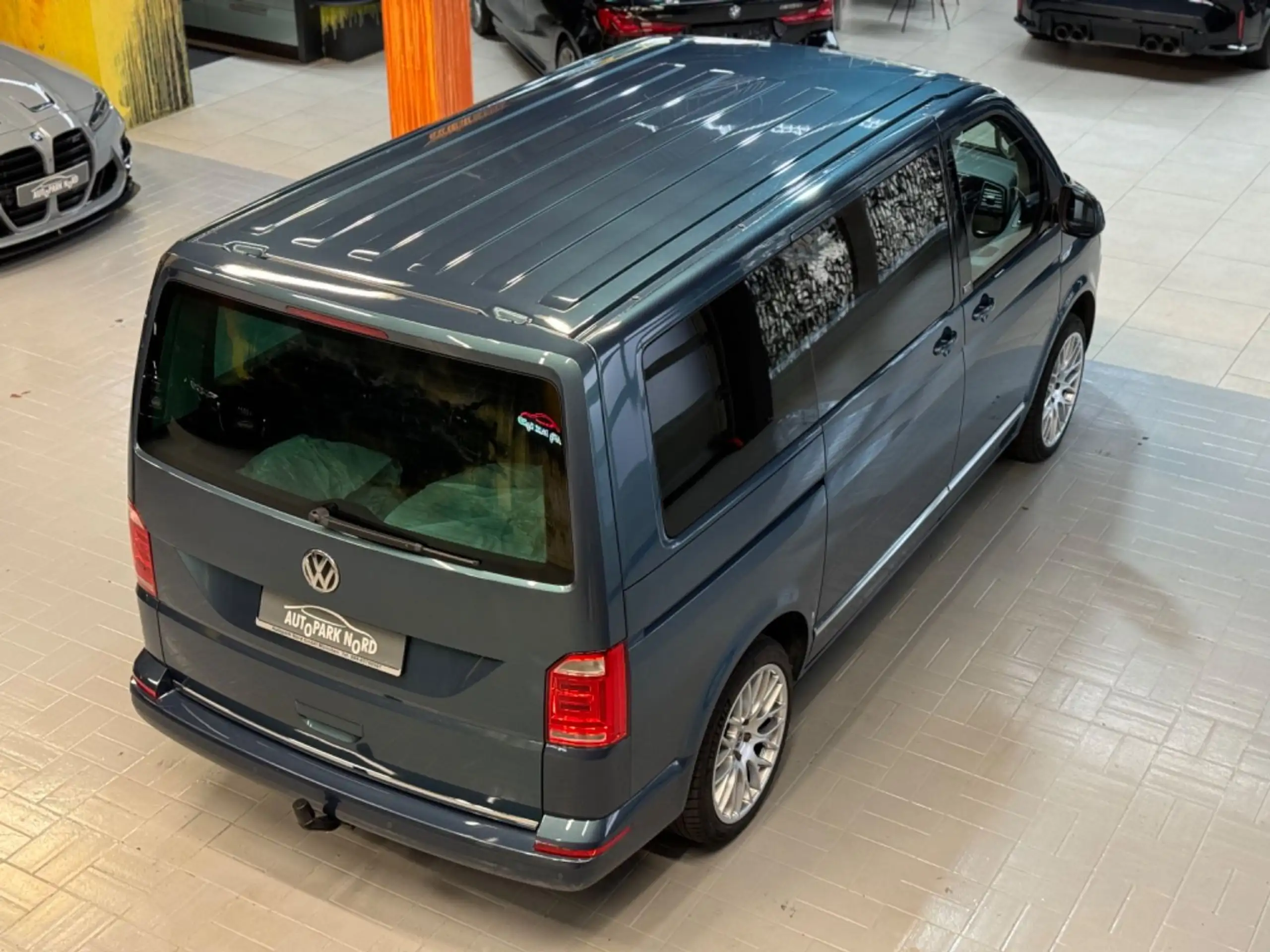 Volkswagen - T6 Multivan