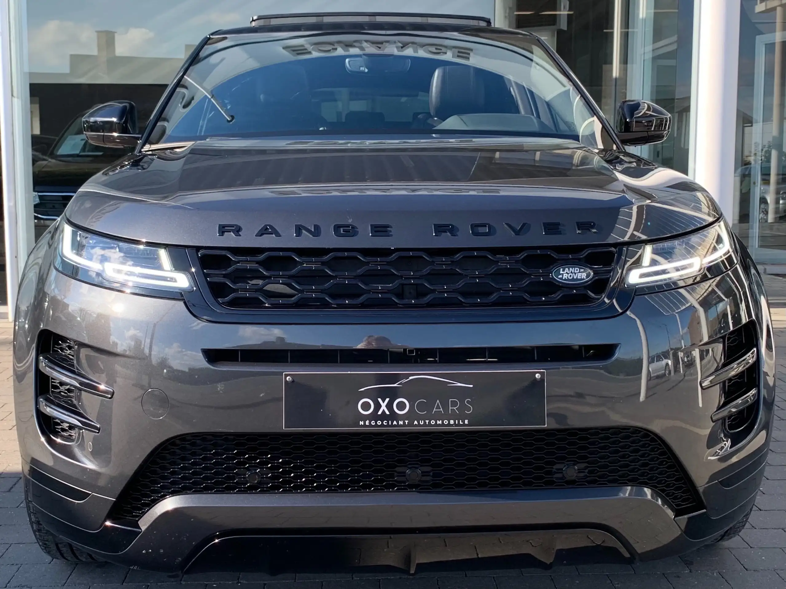 Land Rover - Range Rover Evoque