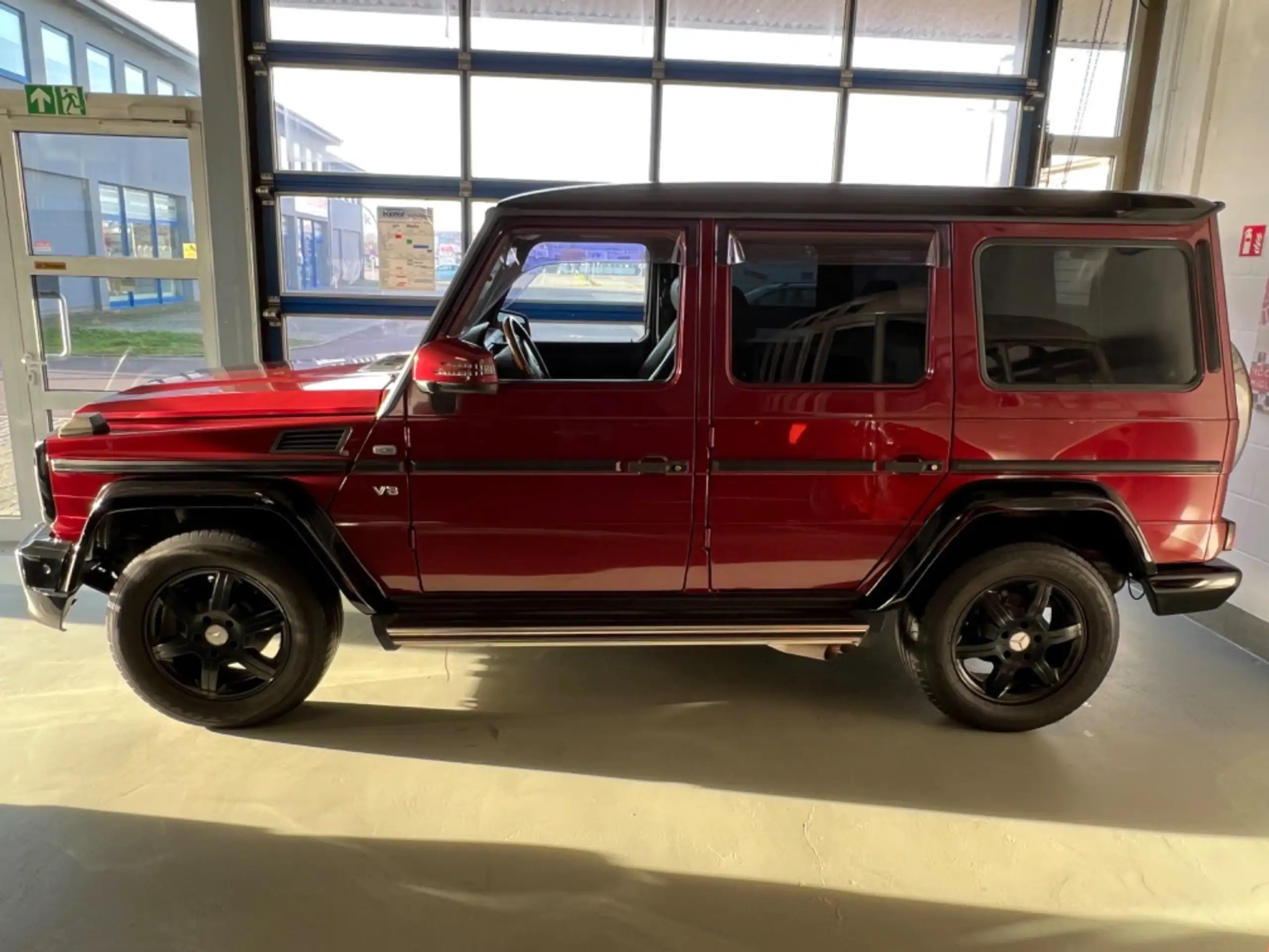 Mercedes-Benz - G 500