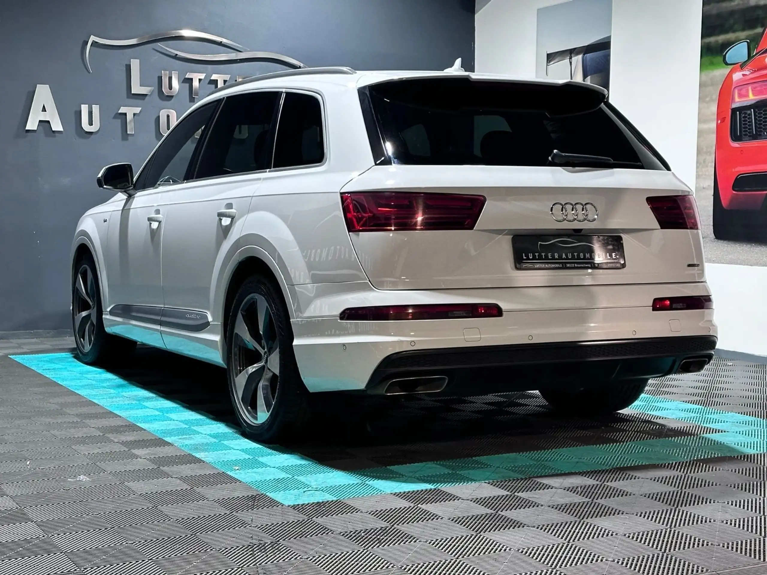 Audi - Q7