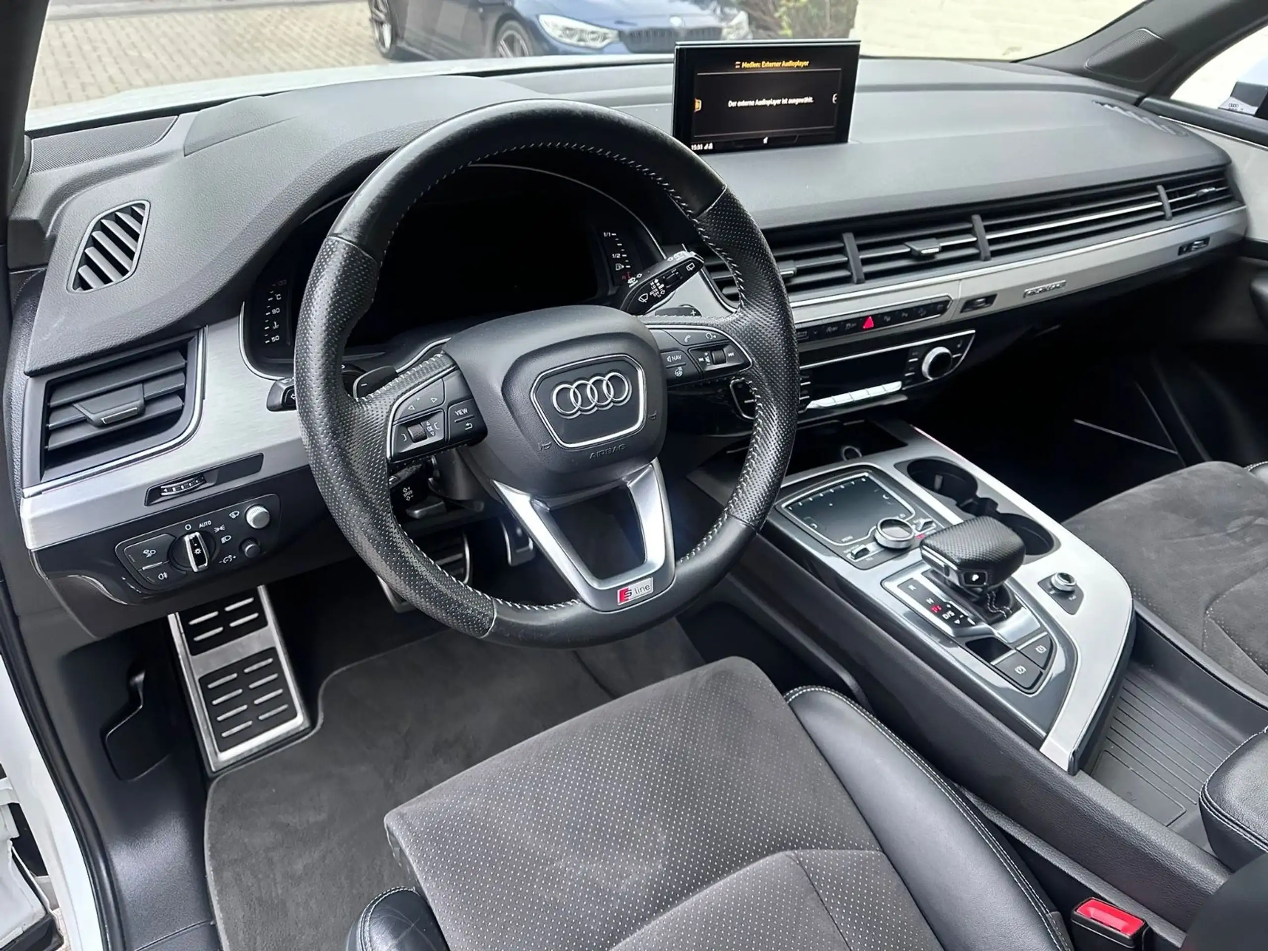 Audi - Q7