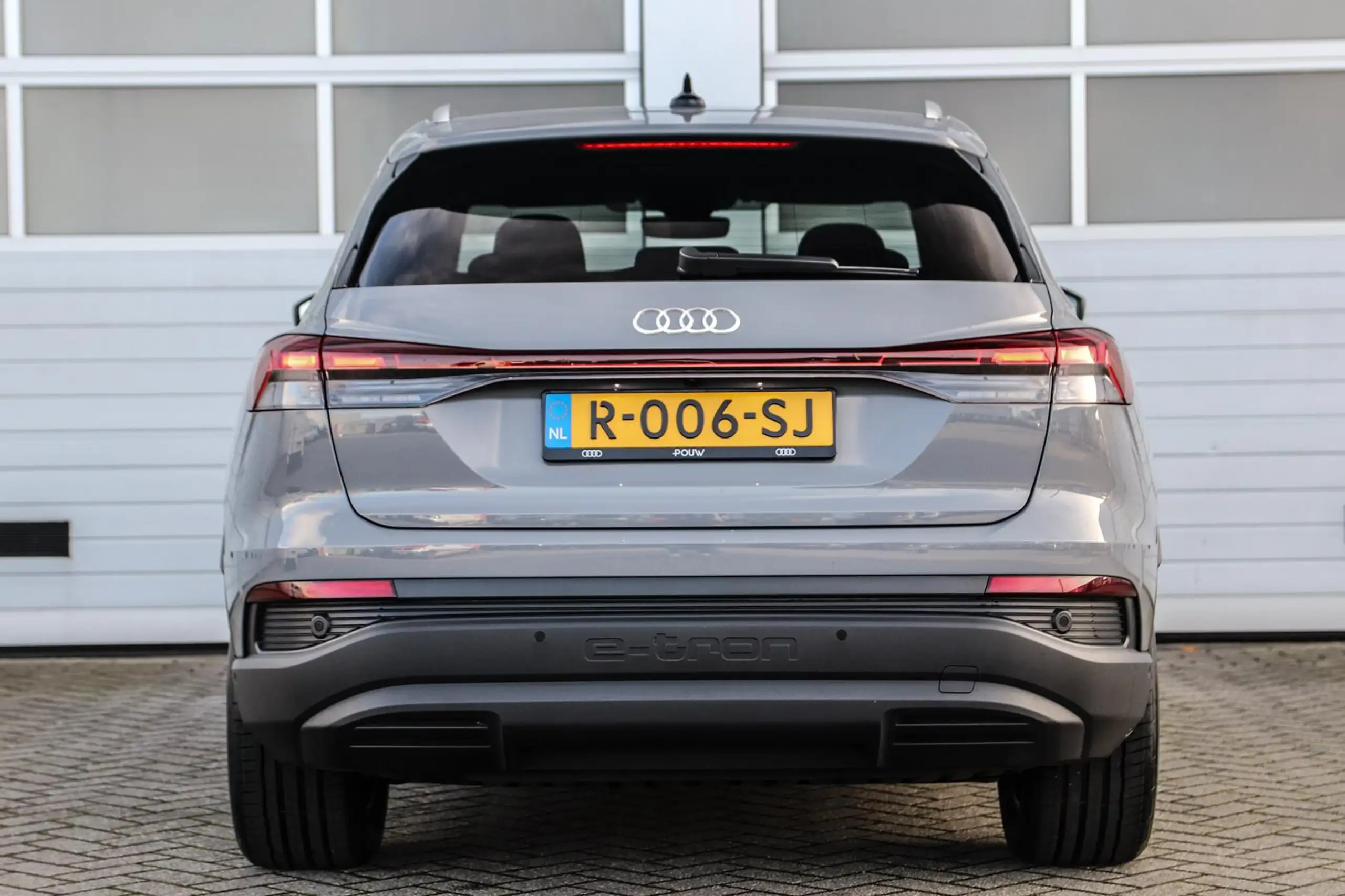 Audi - Q4 e-tron