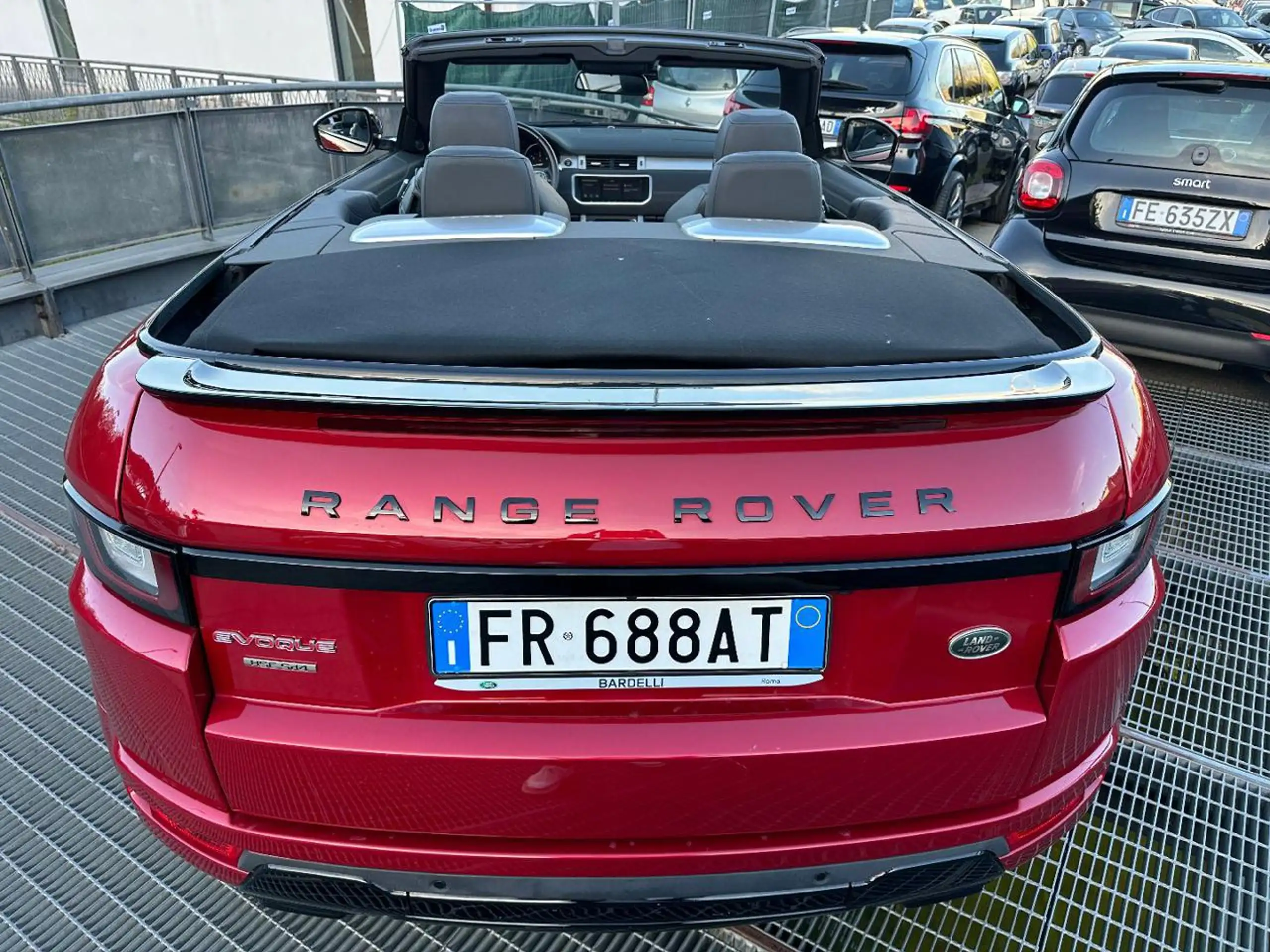 Land Rover - Range Rover Evoque