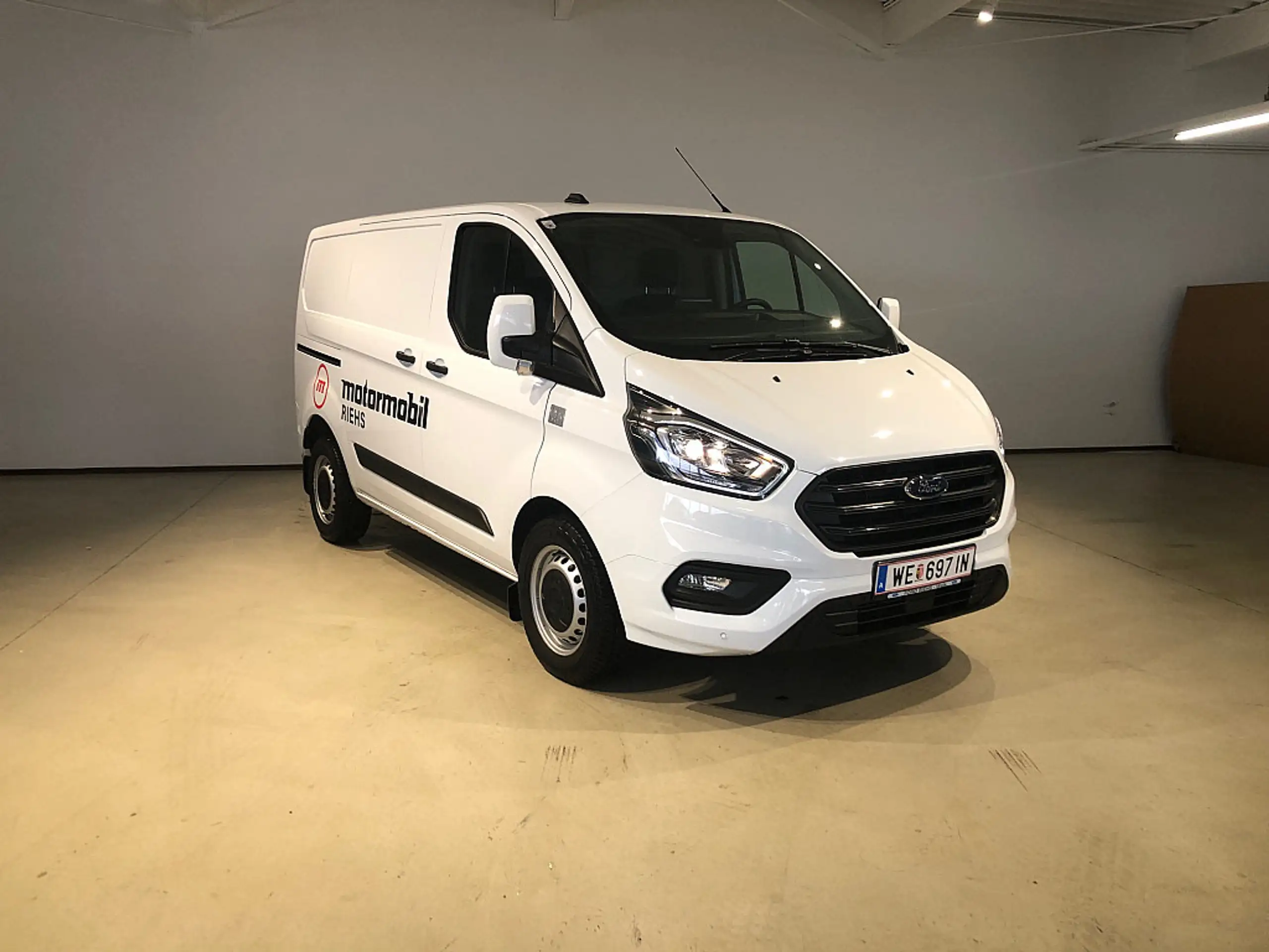 Ford - Transit Custom