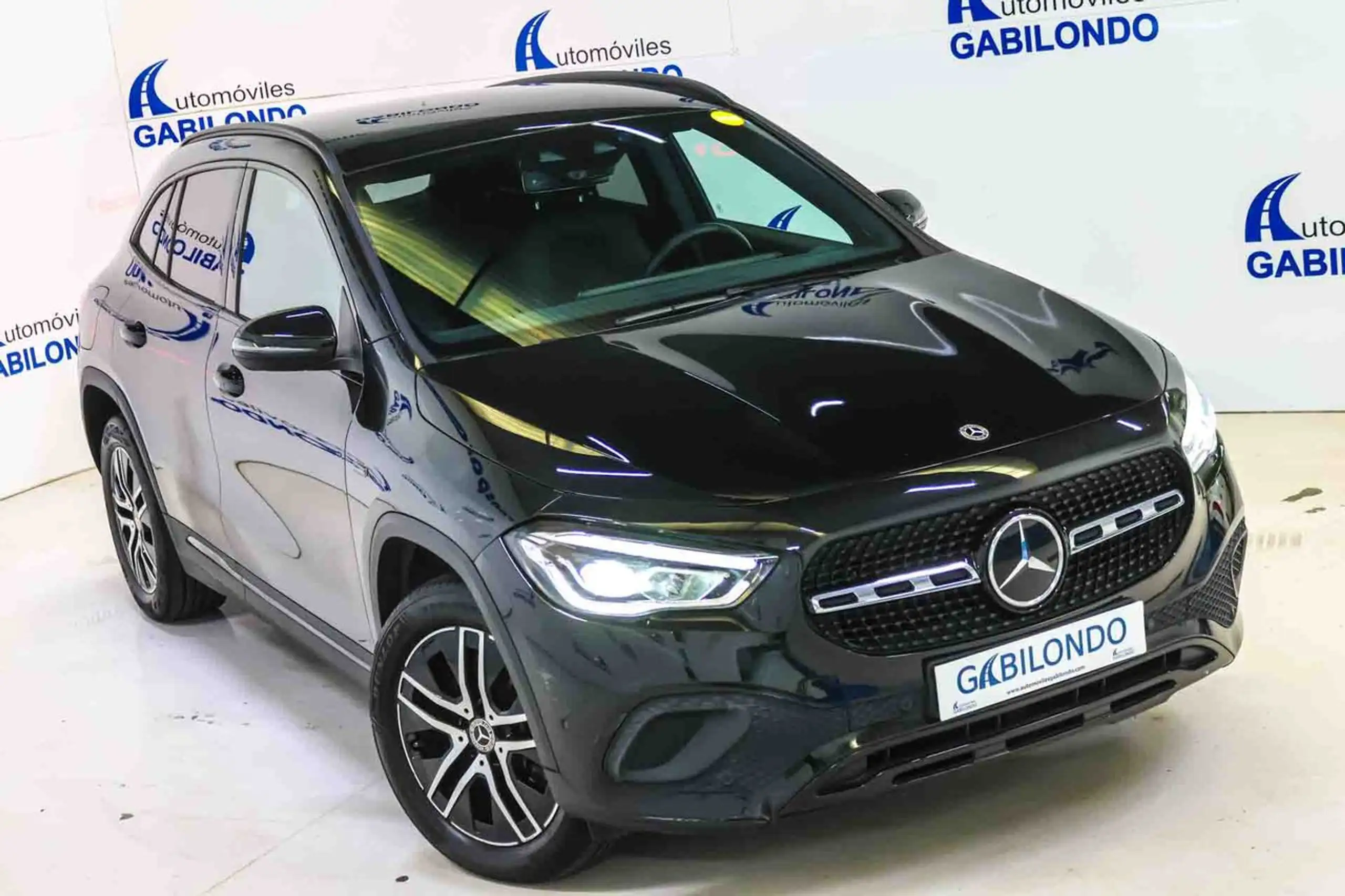 Mercedes-Benz - GLA 250