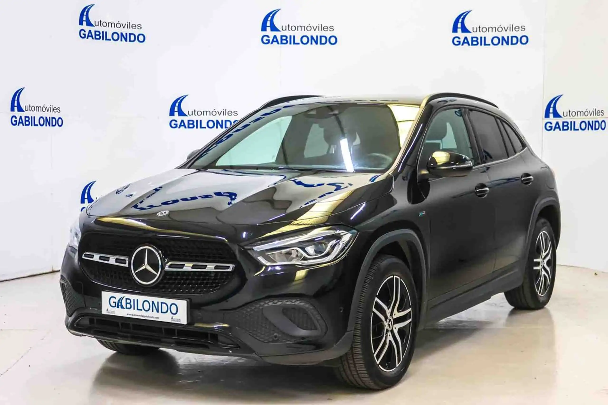 Mercedes-Benz - GLA 250