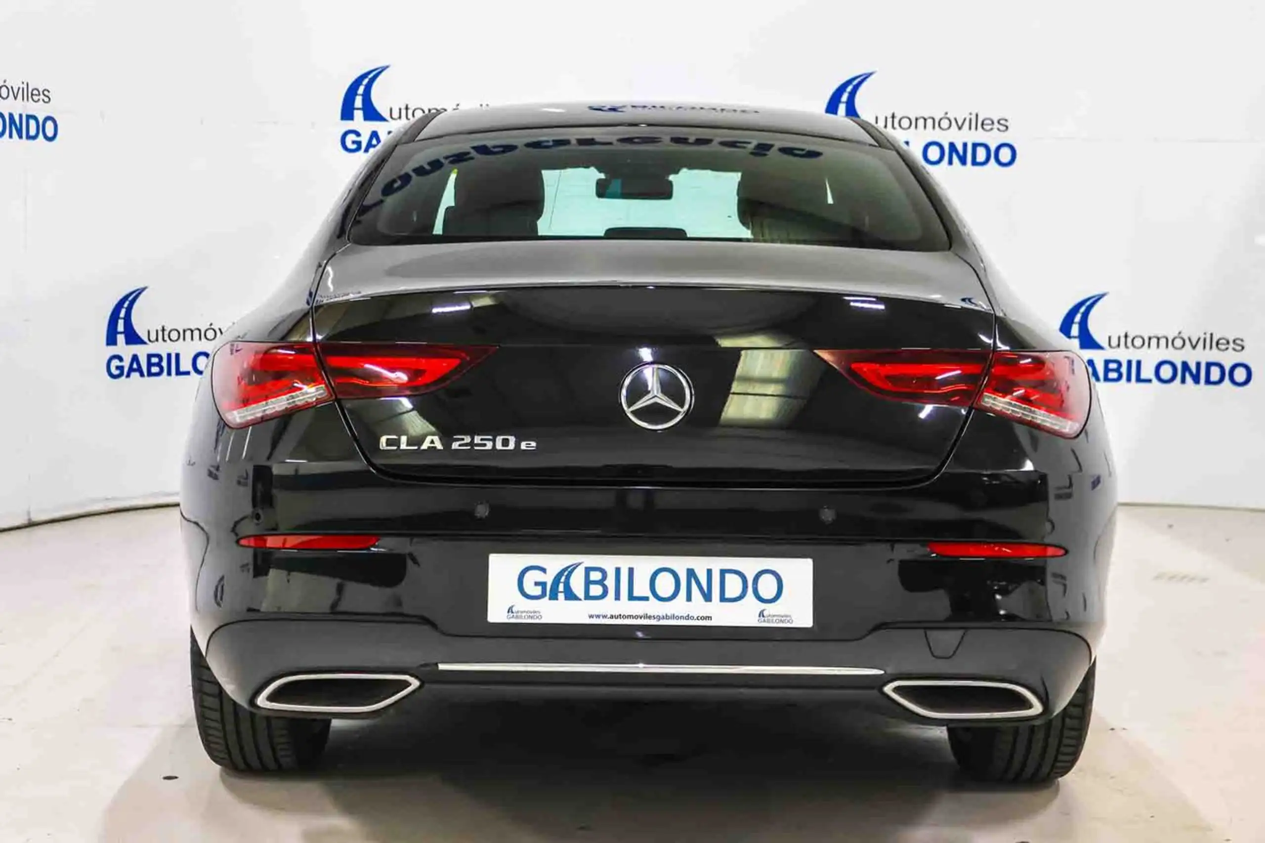 Mercedes-Benz - CLA 250