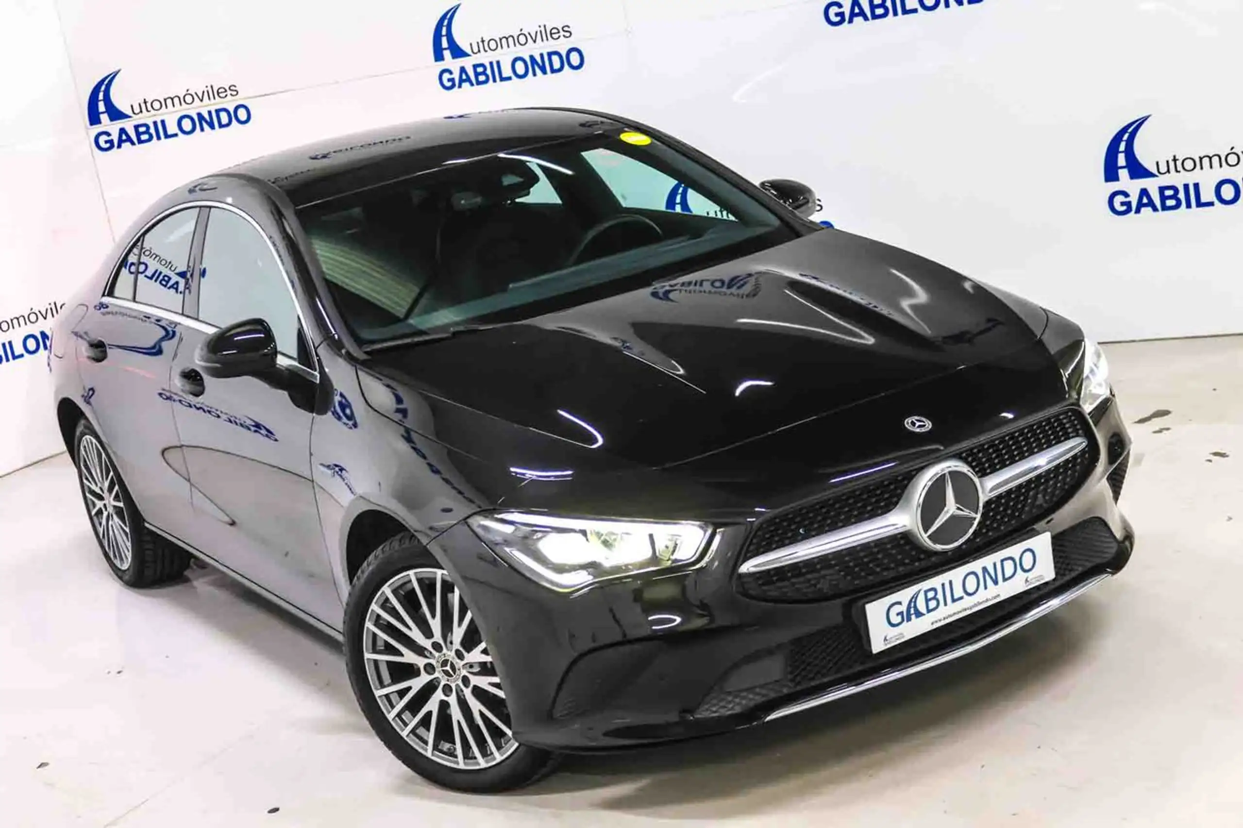 Mercedes-Benz - CLA 250