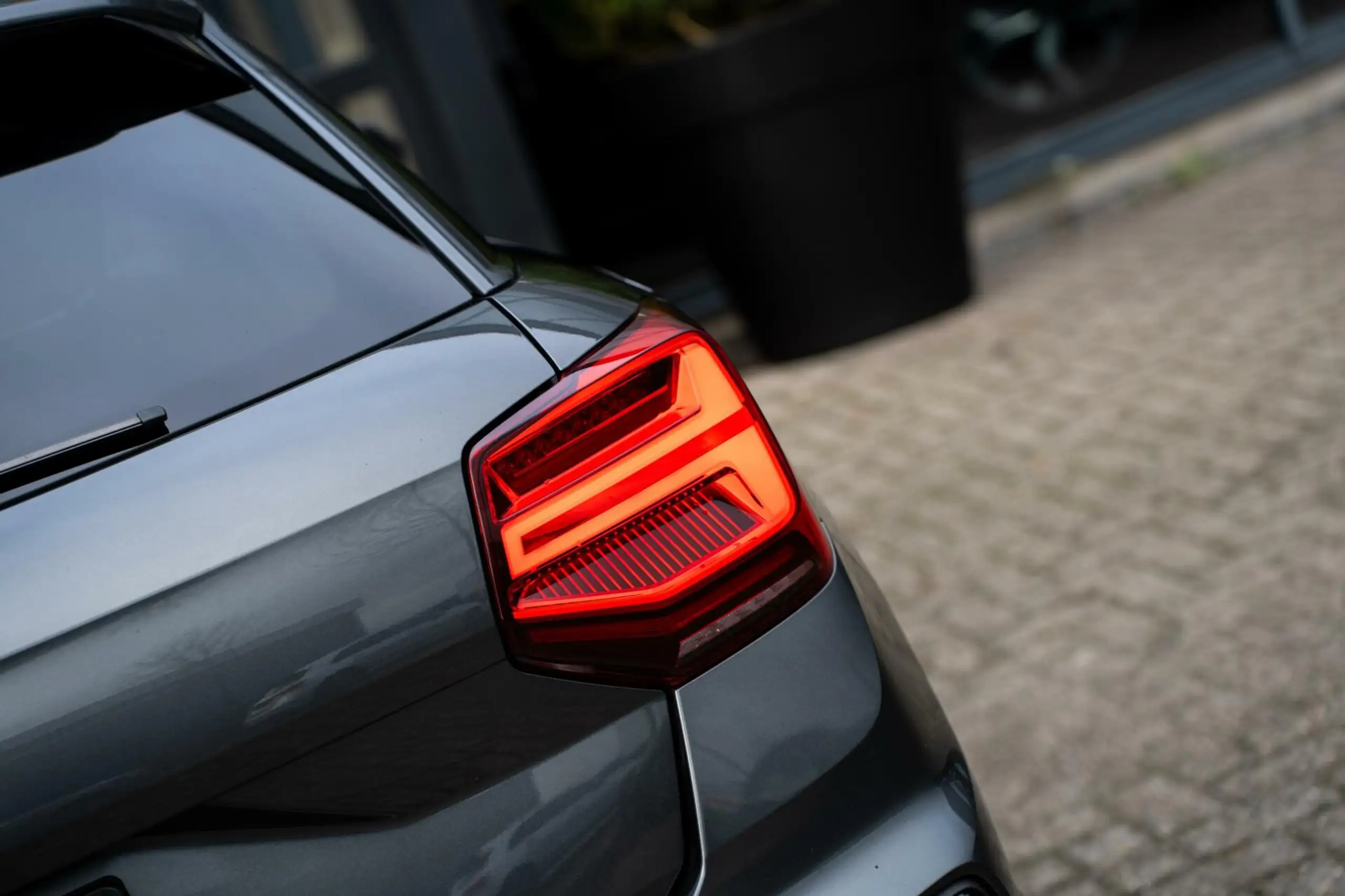 Audi - Q2