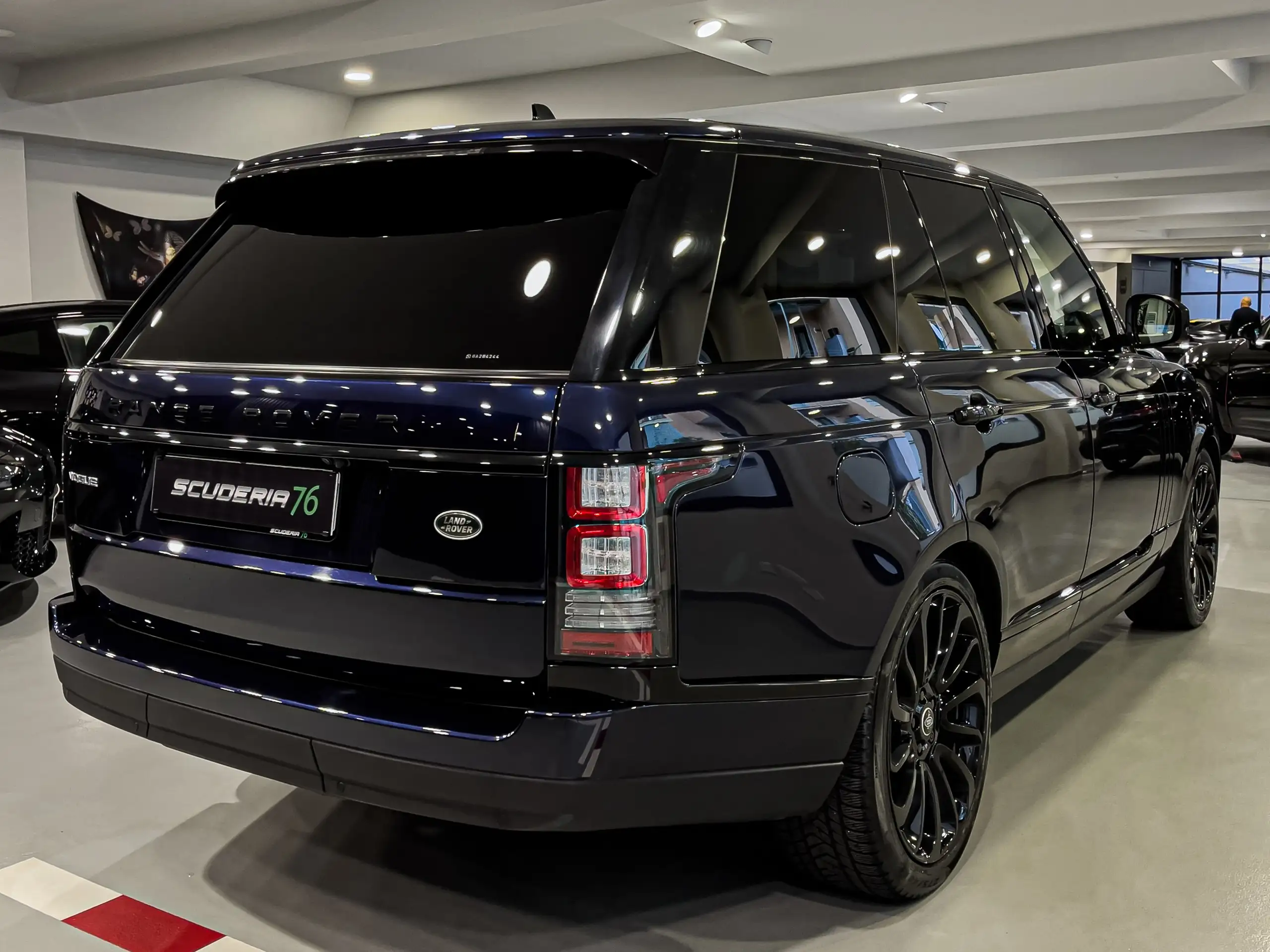 Land Rover - Range Rover