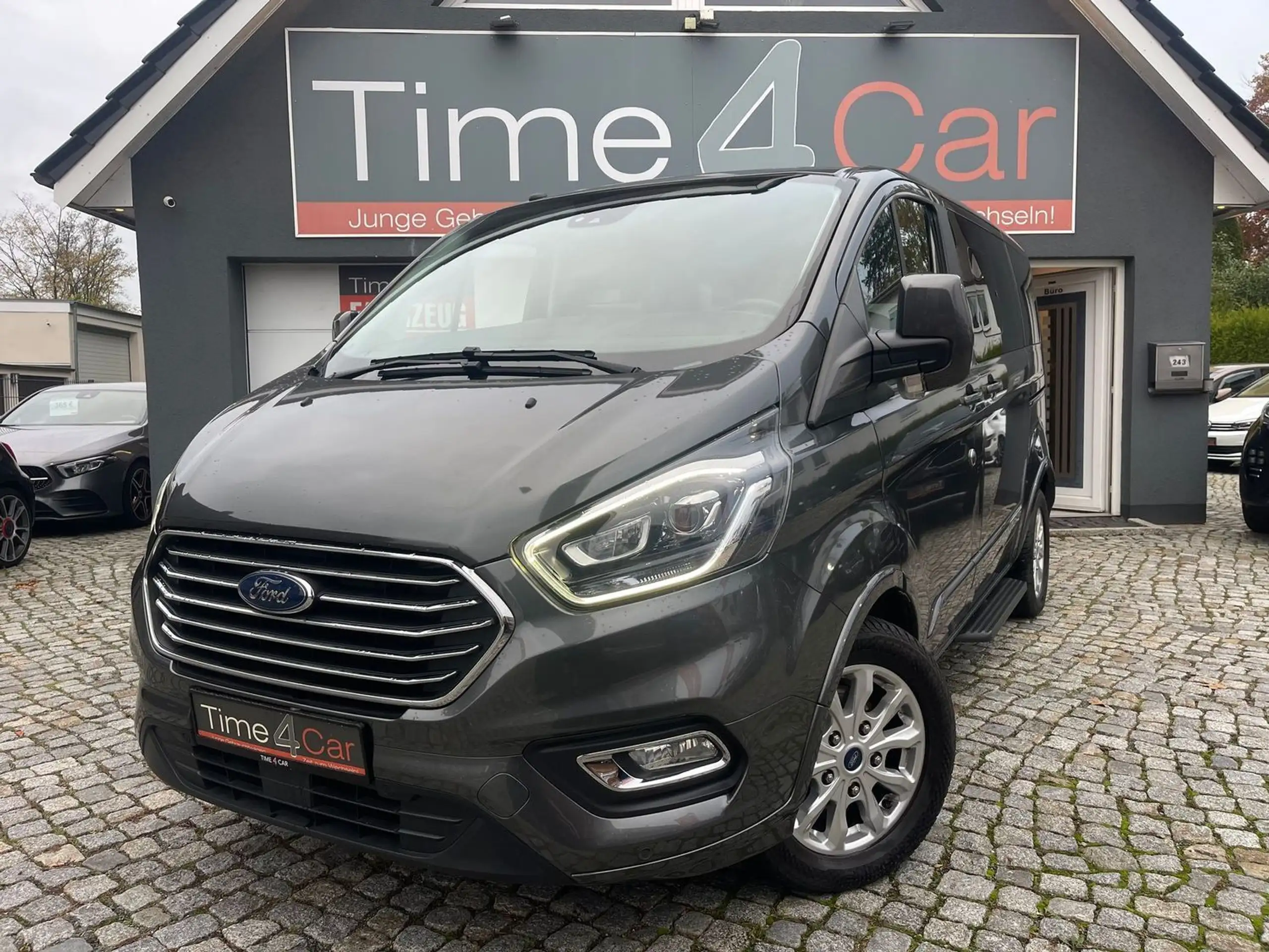 Ford Tourneo Custom 2019