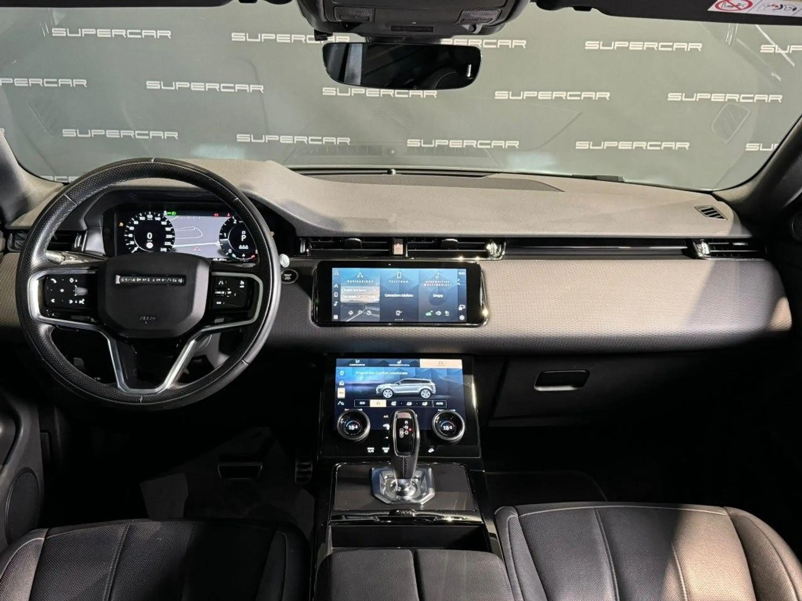 Land Rover - Range Rover Evoque