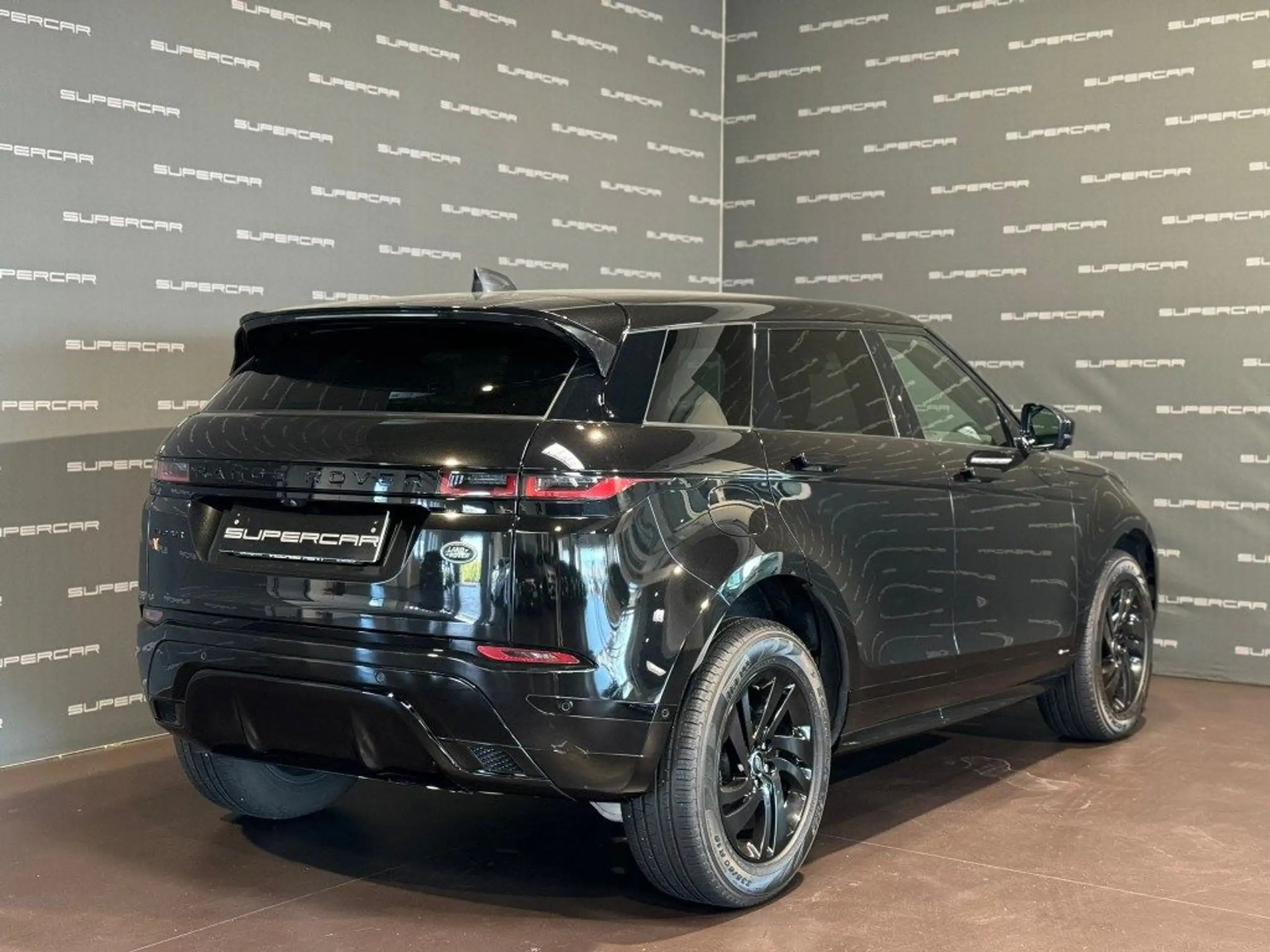 Land Rover - Range Rover Evoque