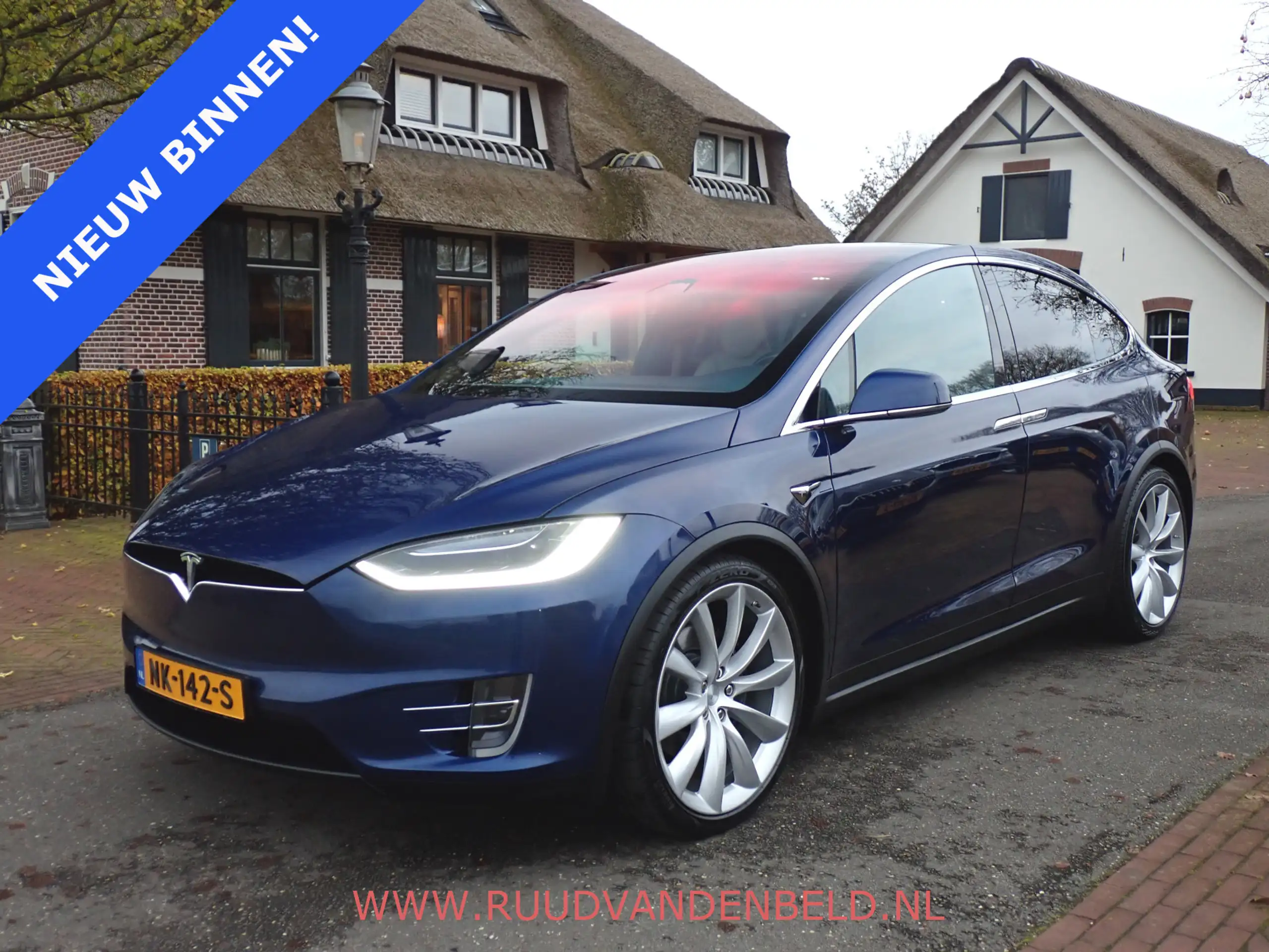 Tesla - Model X