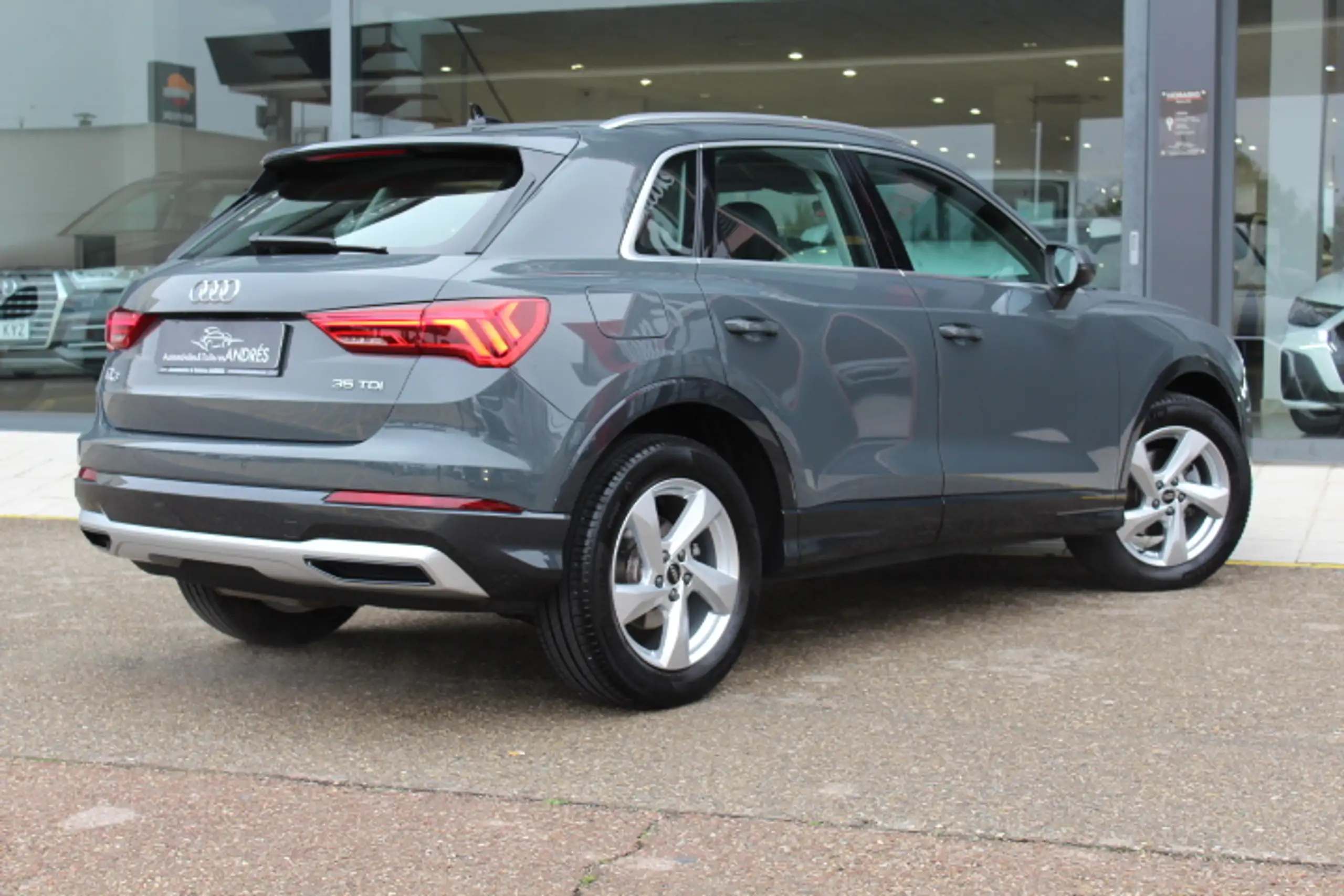 Audi - Q3