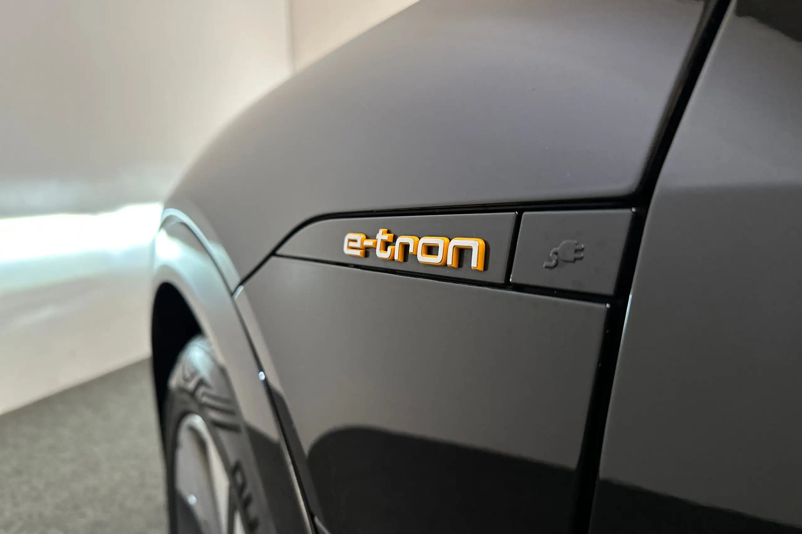 Audi - e-tron