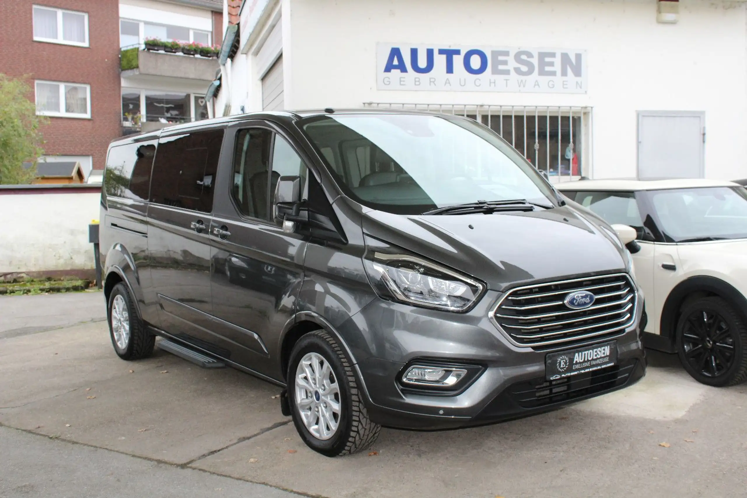 Ford - Tourneo Custom