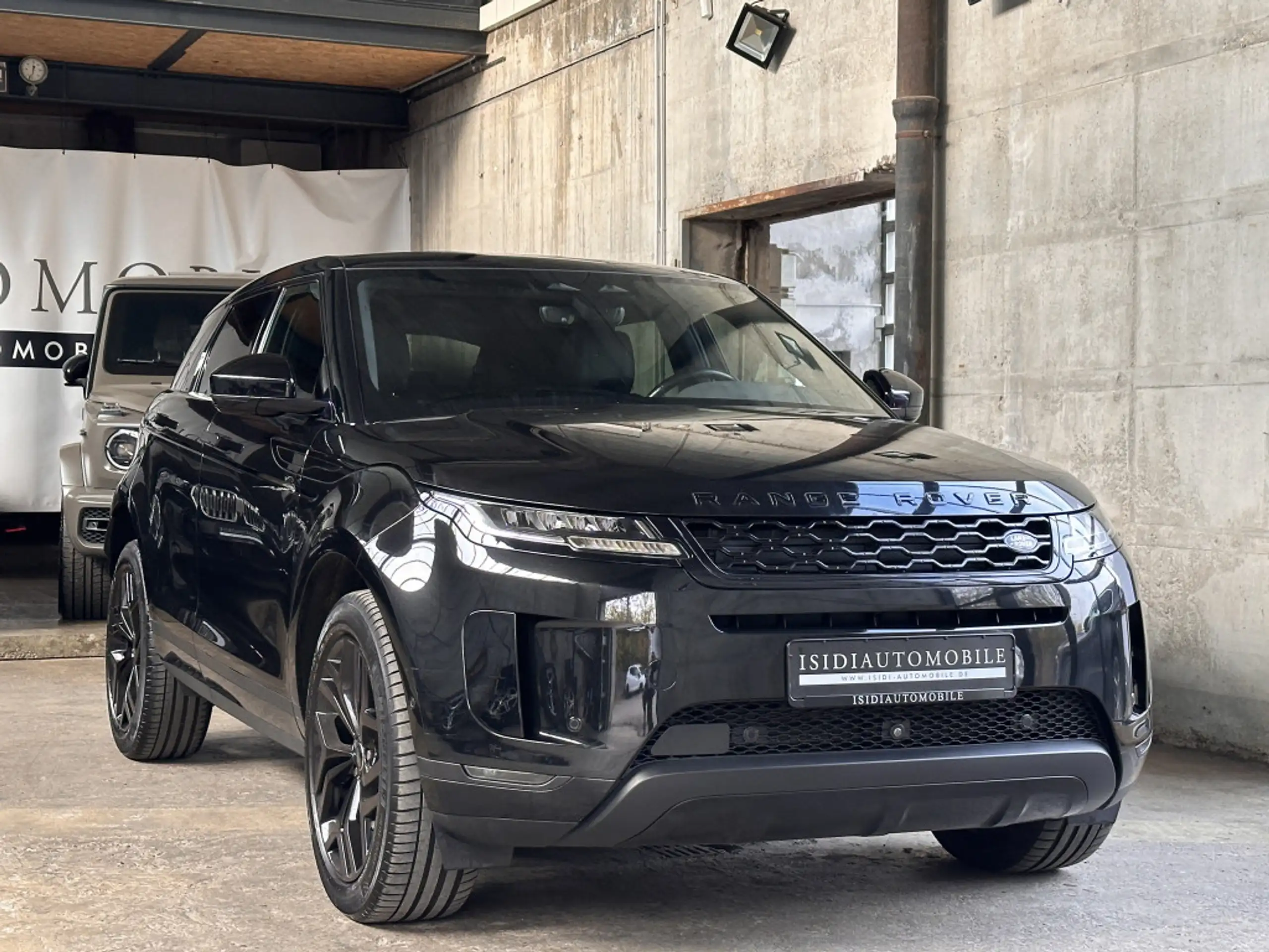 Land Rover - Range Rover Evoque