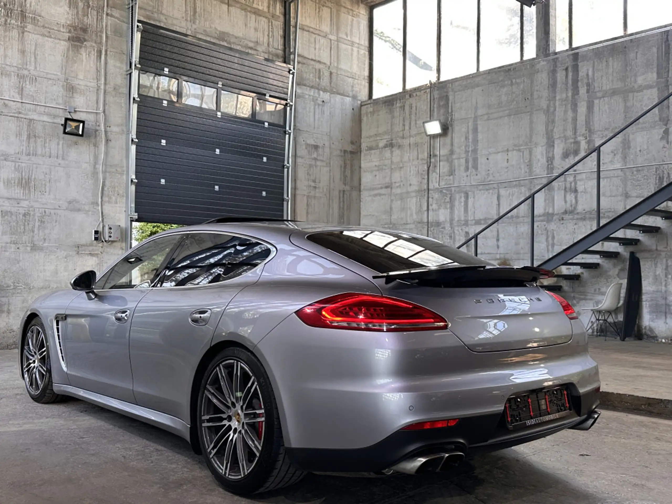 Porsche - Panamera