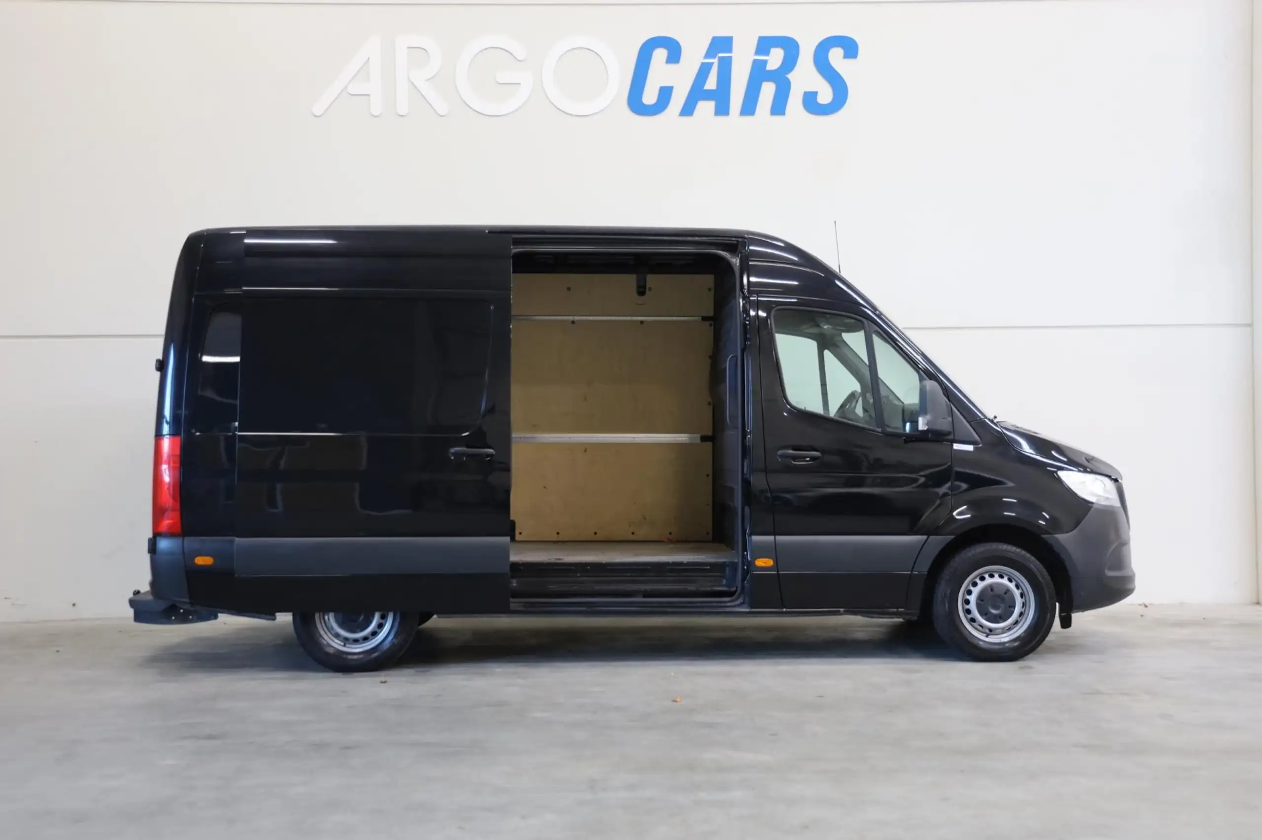 Mercedes-Benz - Sprinter