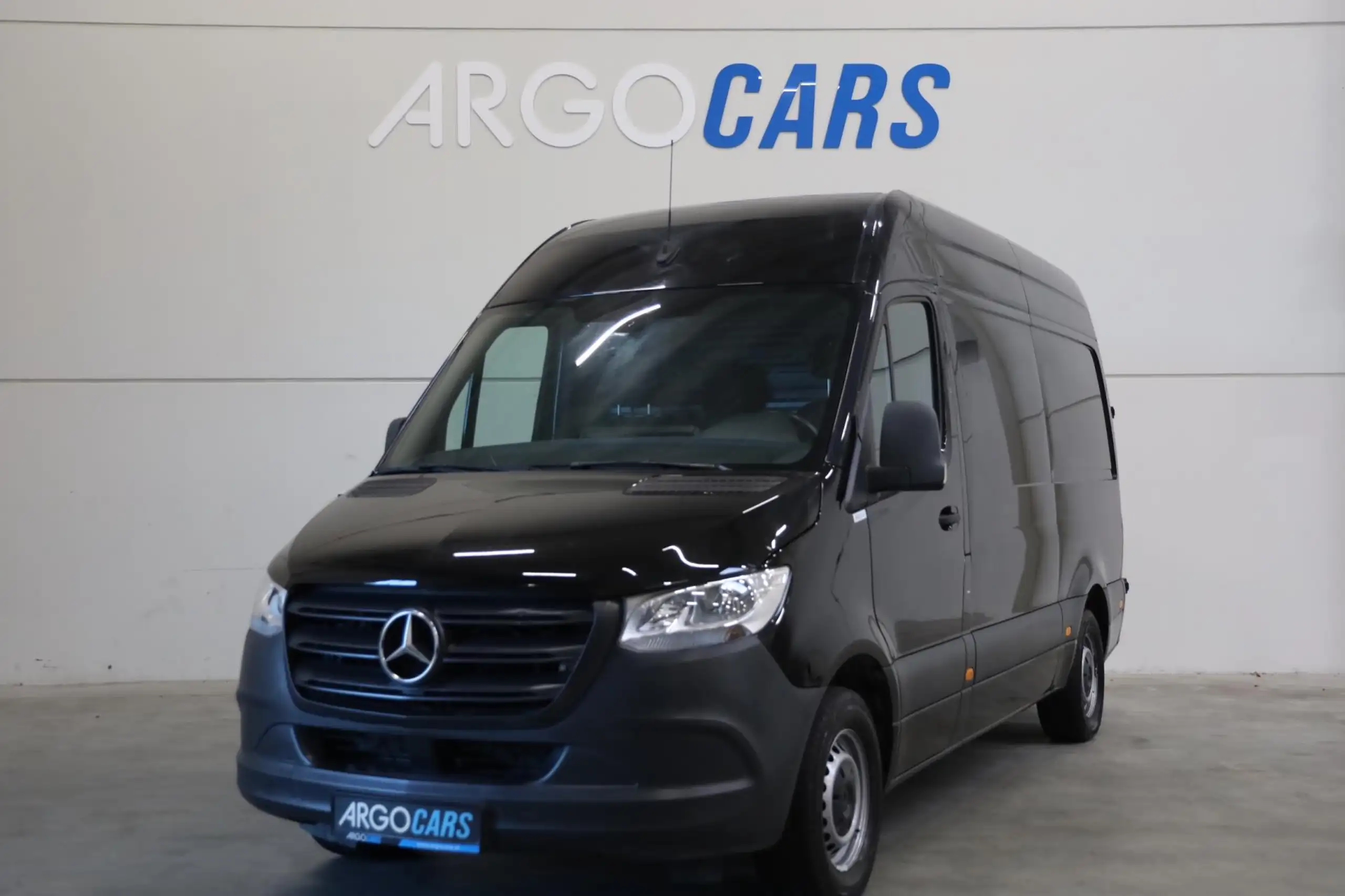 Mercedes-Benz - Sprinter