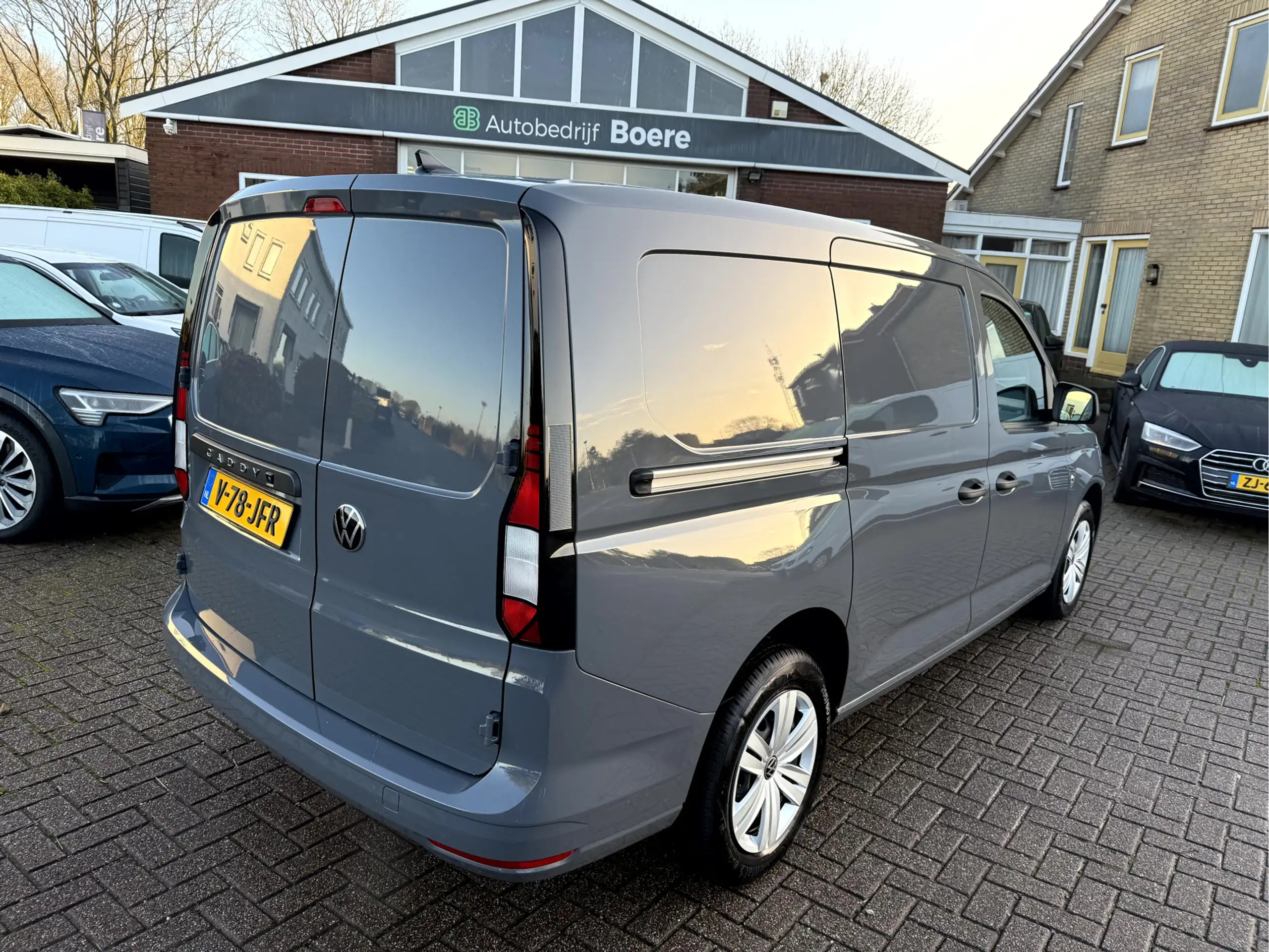 Volkswagen - Caddy