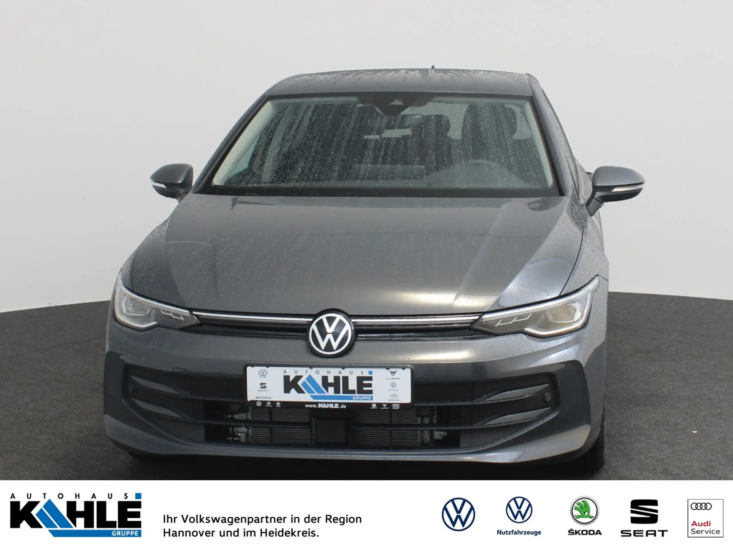 Volkswagen - Golf