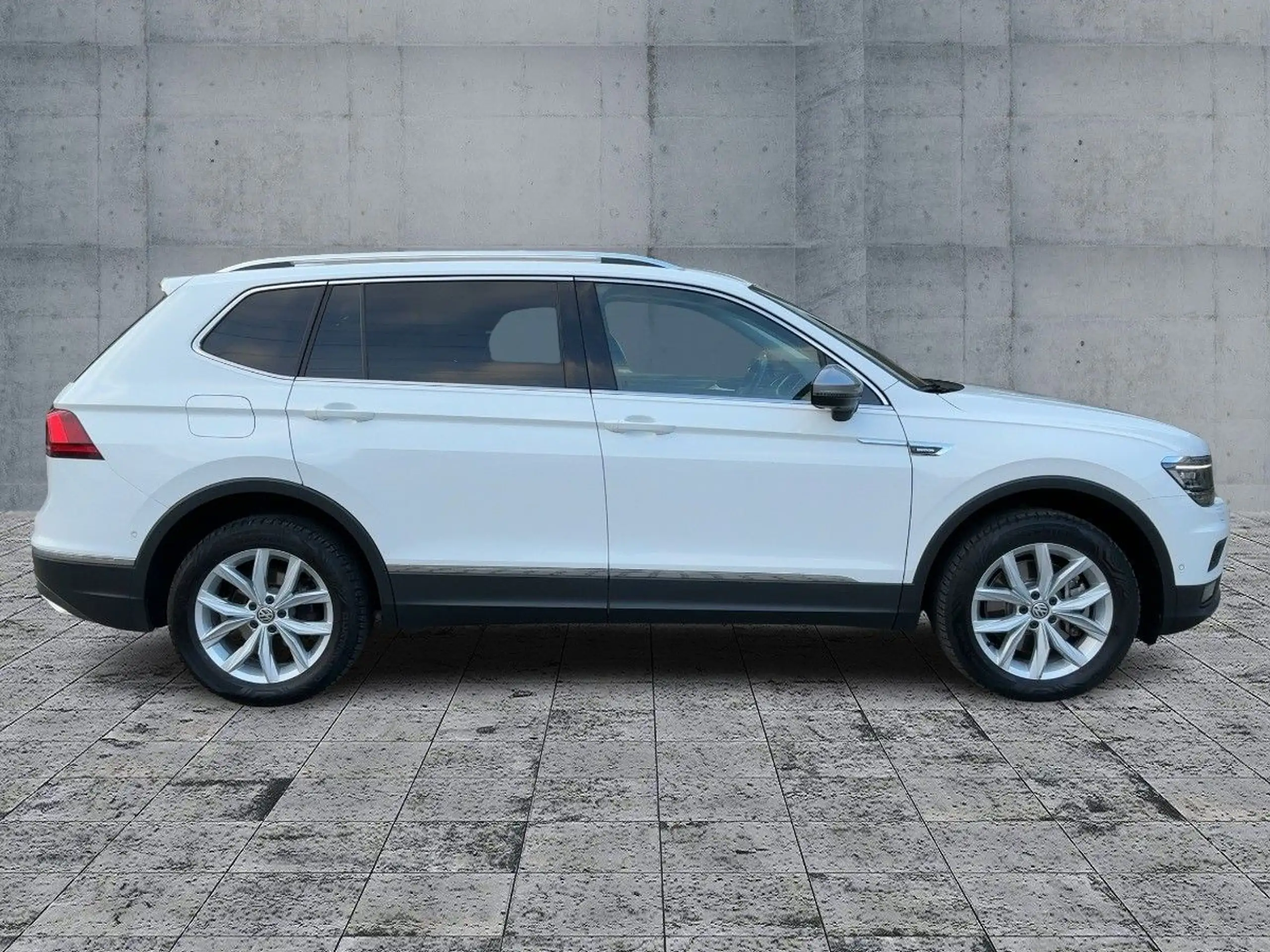 Volkswagen - Tiguan Allspace