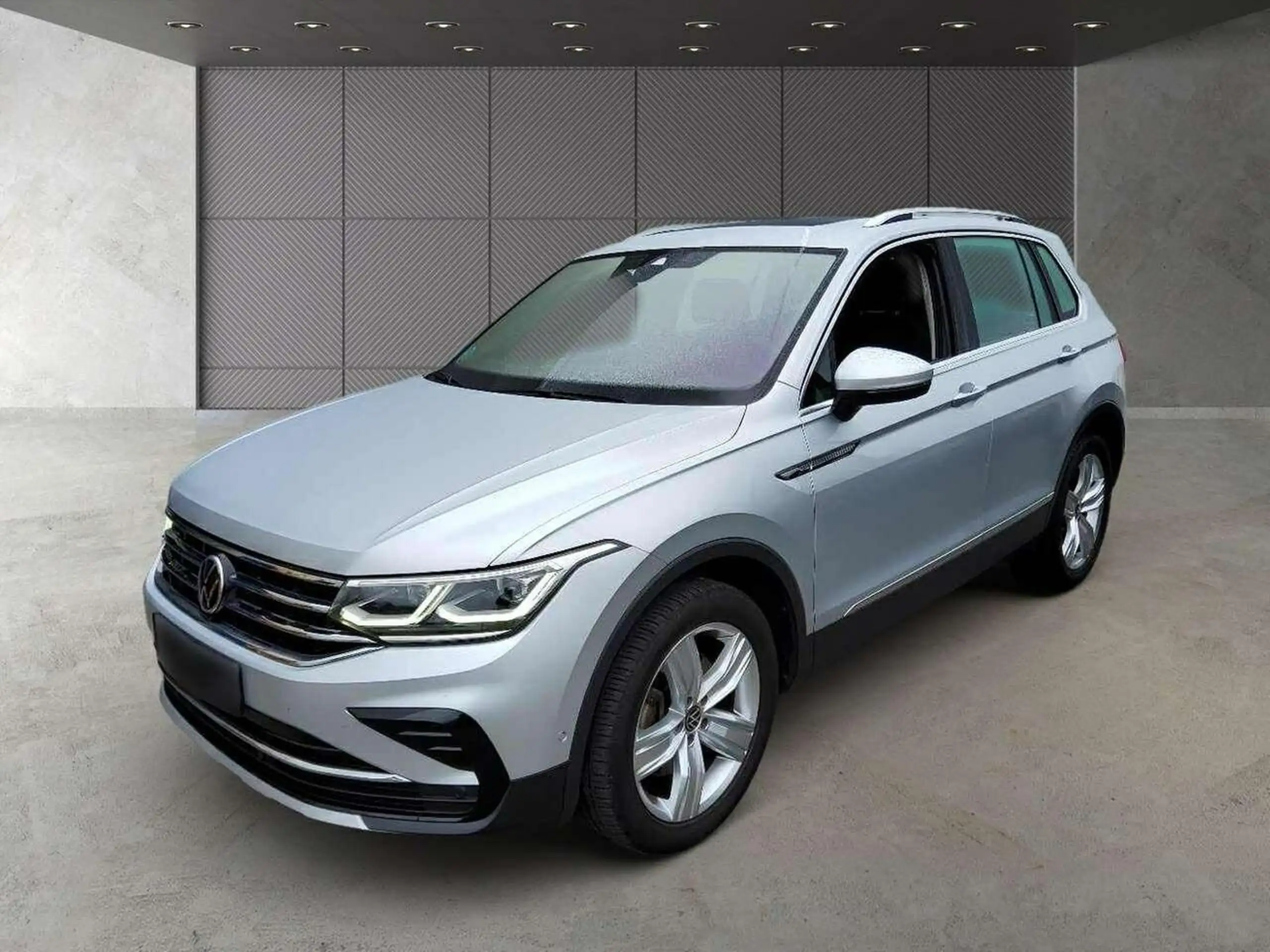 Volkswagen - Tiguan