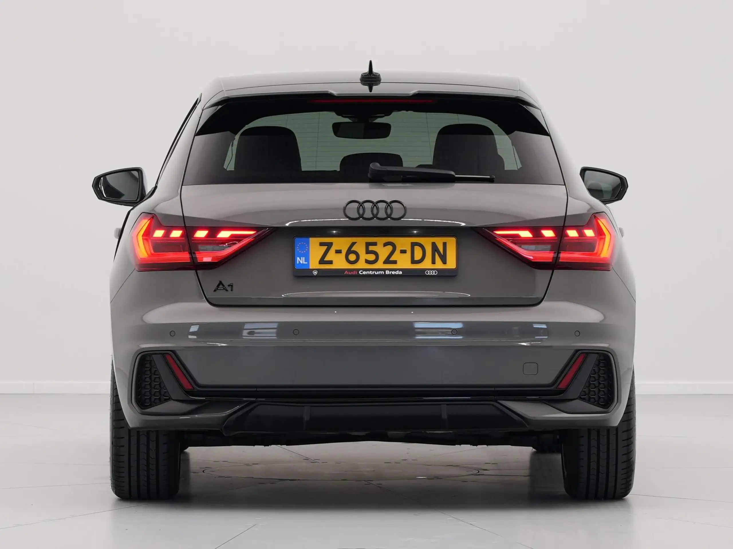 Audi - A1