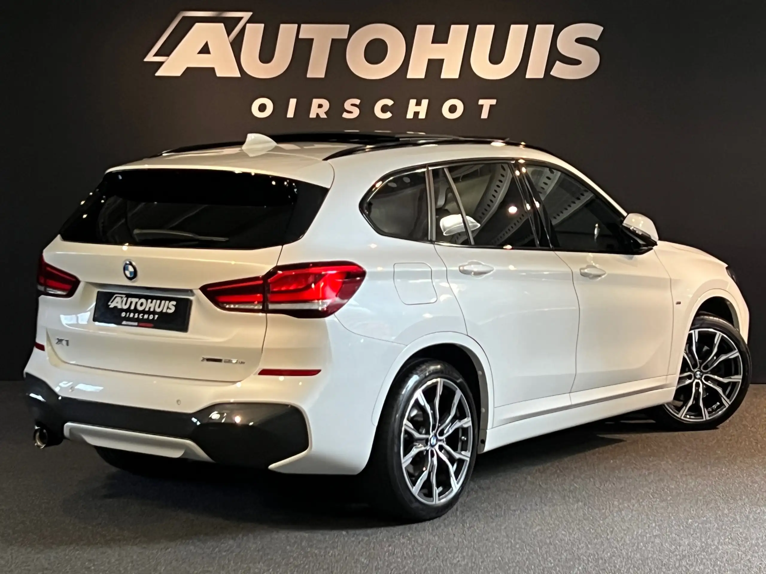 BMW - X1