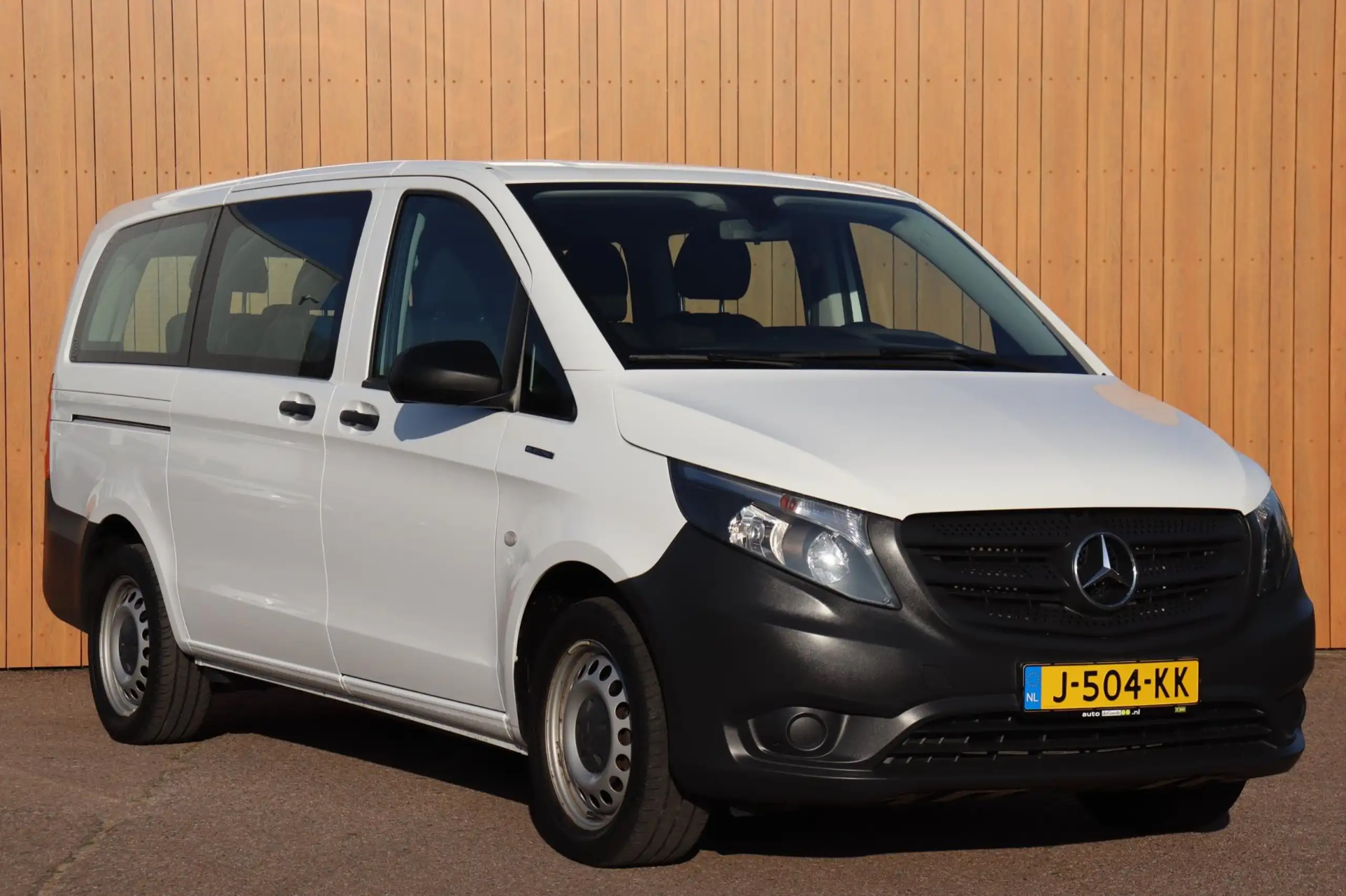 Mercedes-Benz - Vito