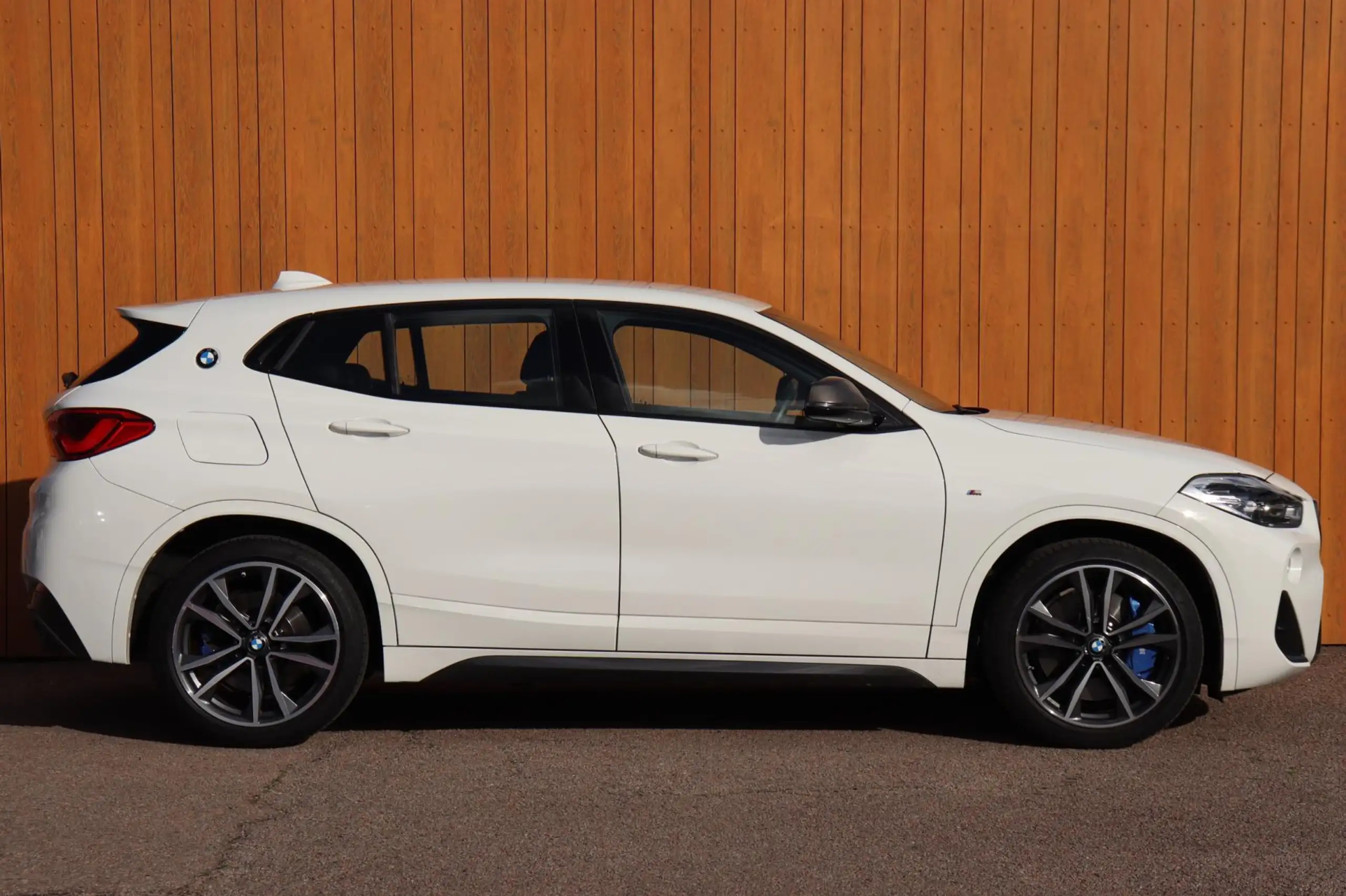 BMW - X2