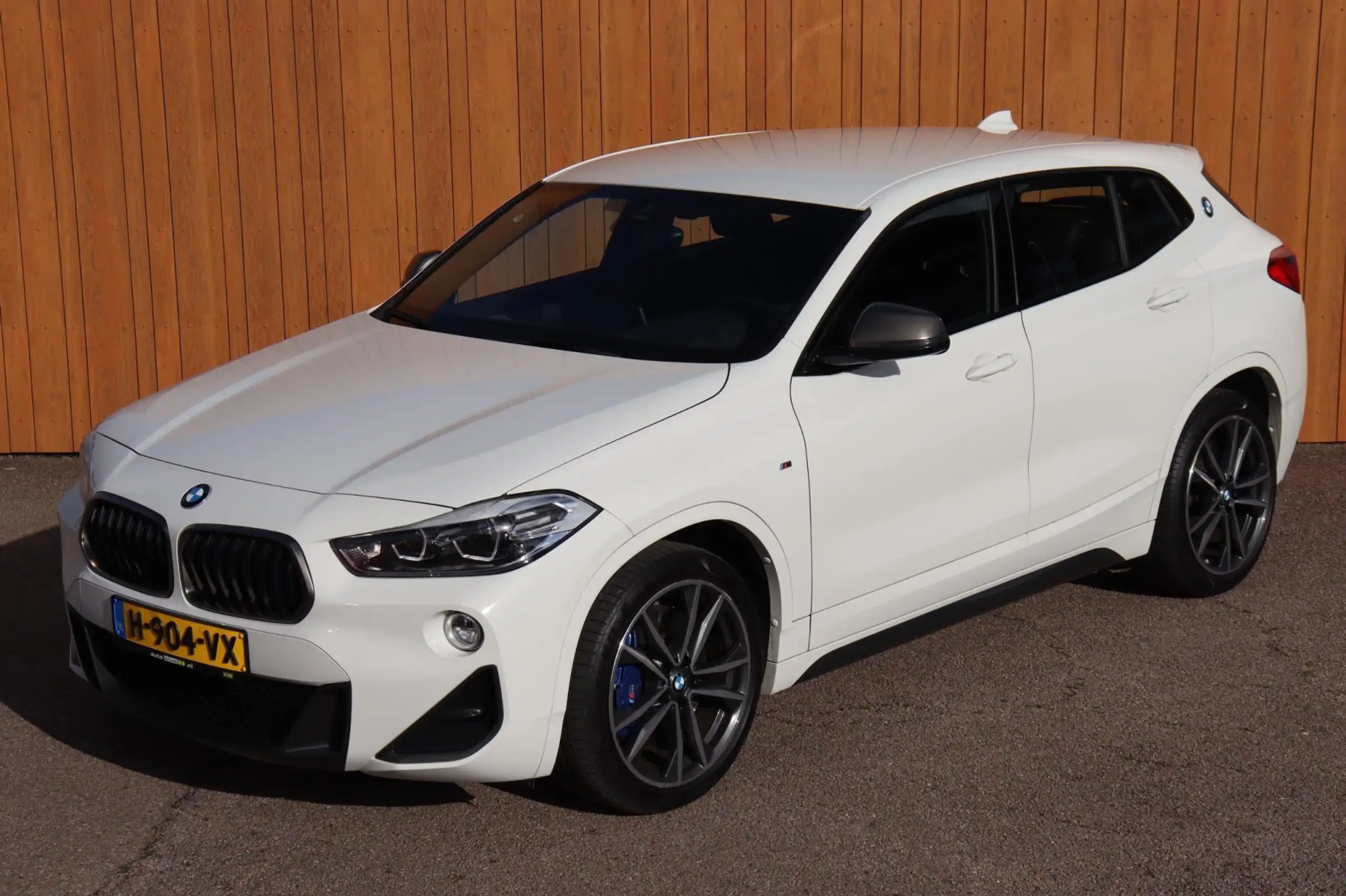 BMW - X2