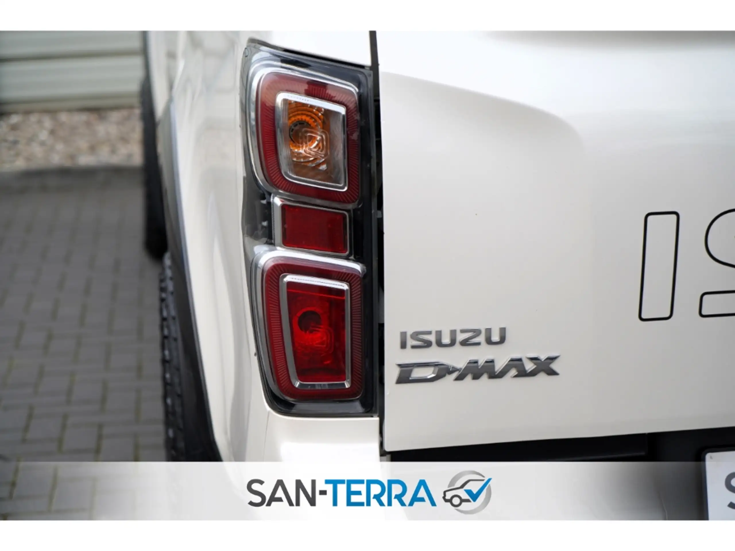 Isuzu - D-Max