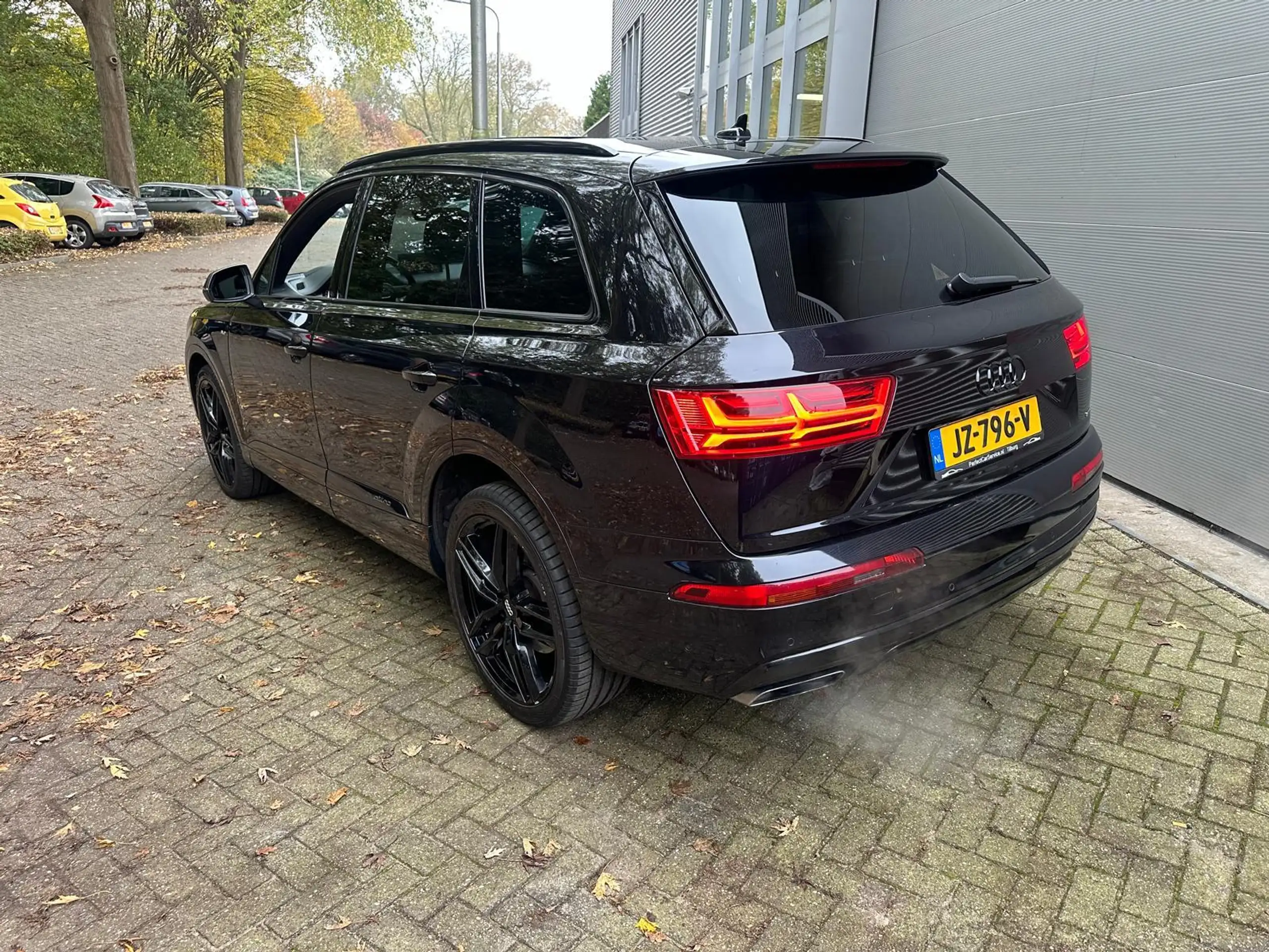 Audi - Q7