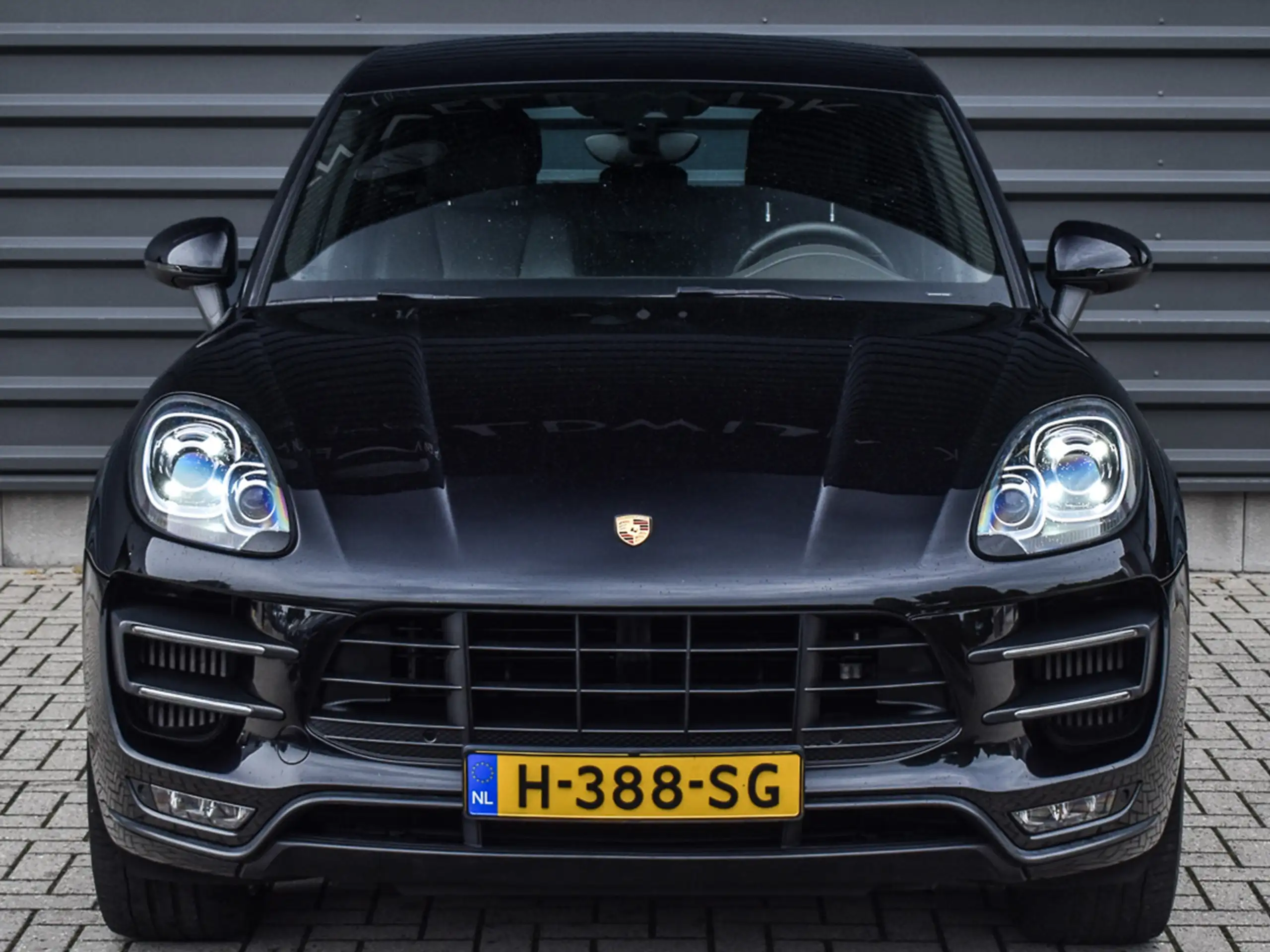 Porsche - Macan