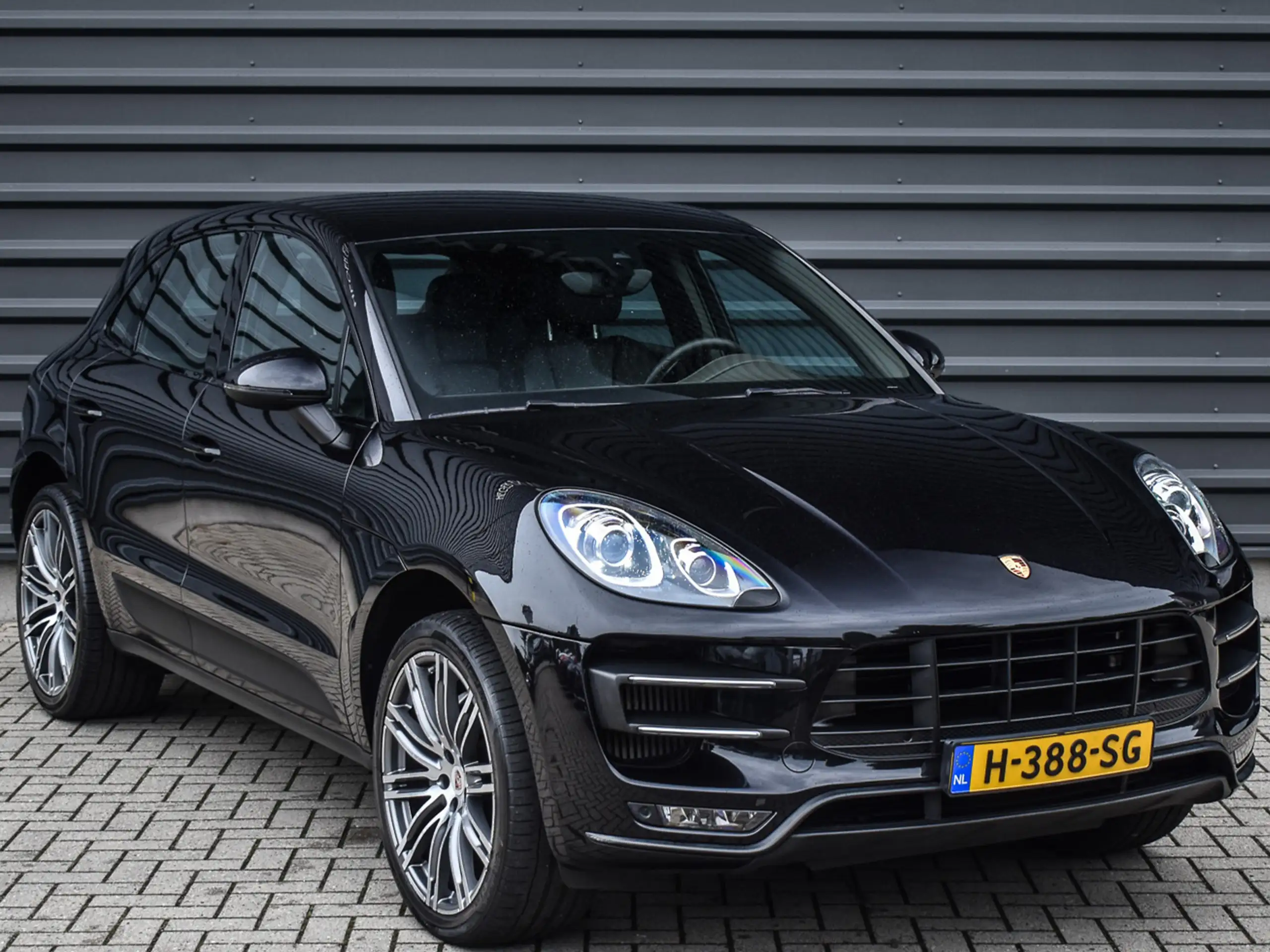 Porsche - Macan