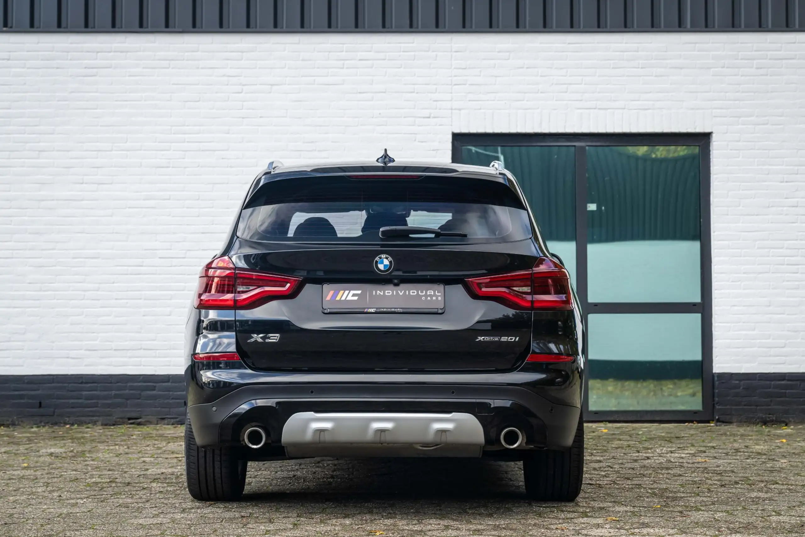 BMW - X3