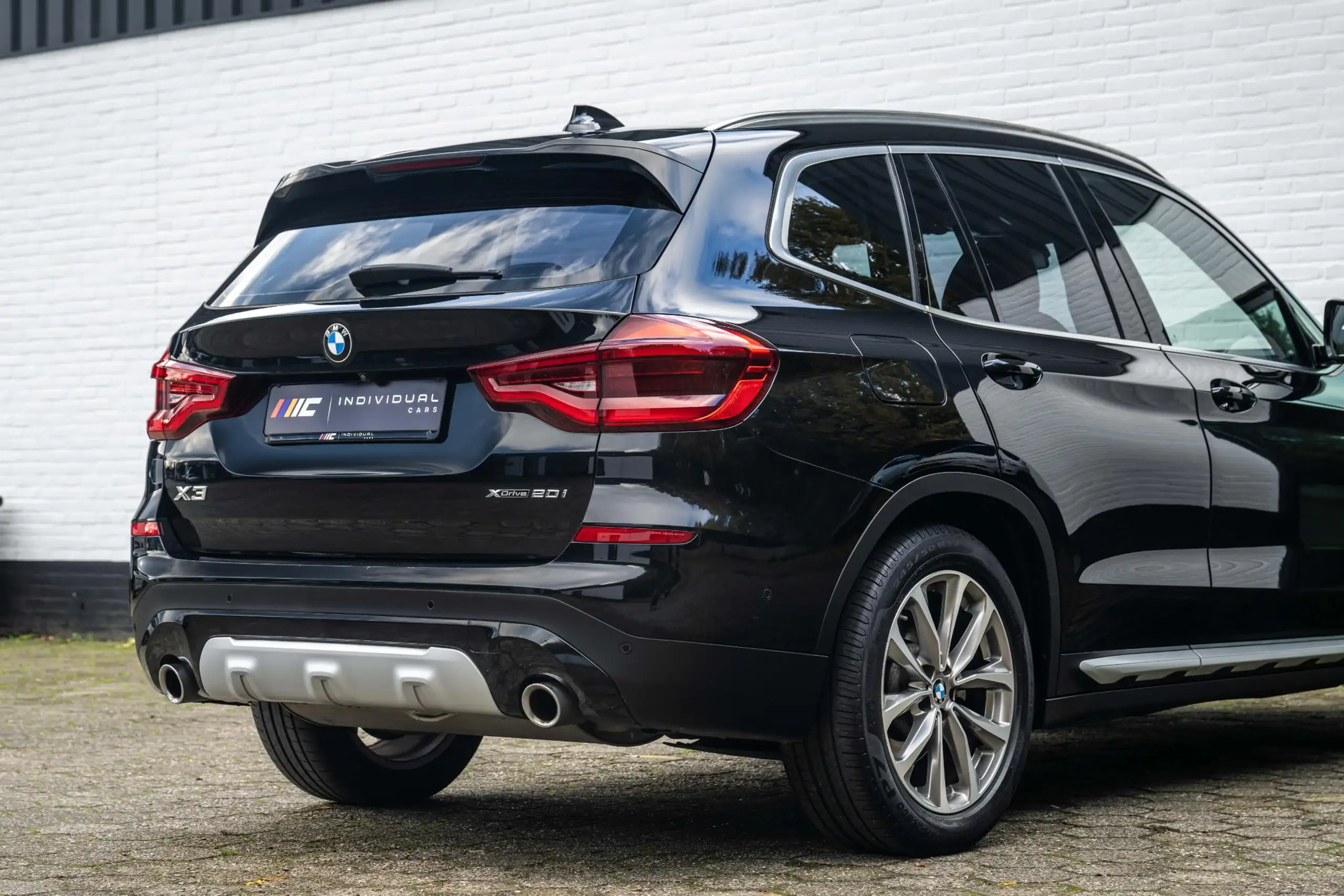 BMW - X3